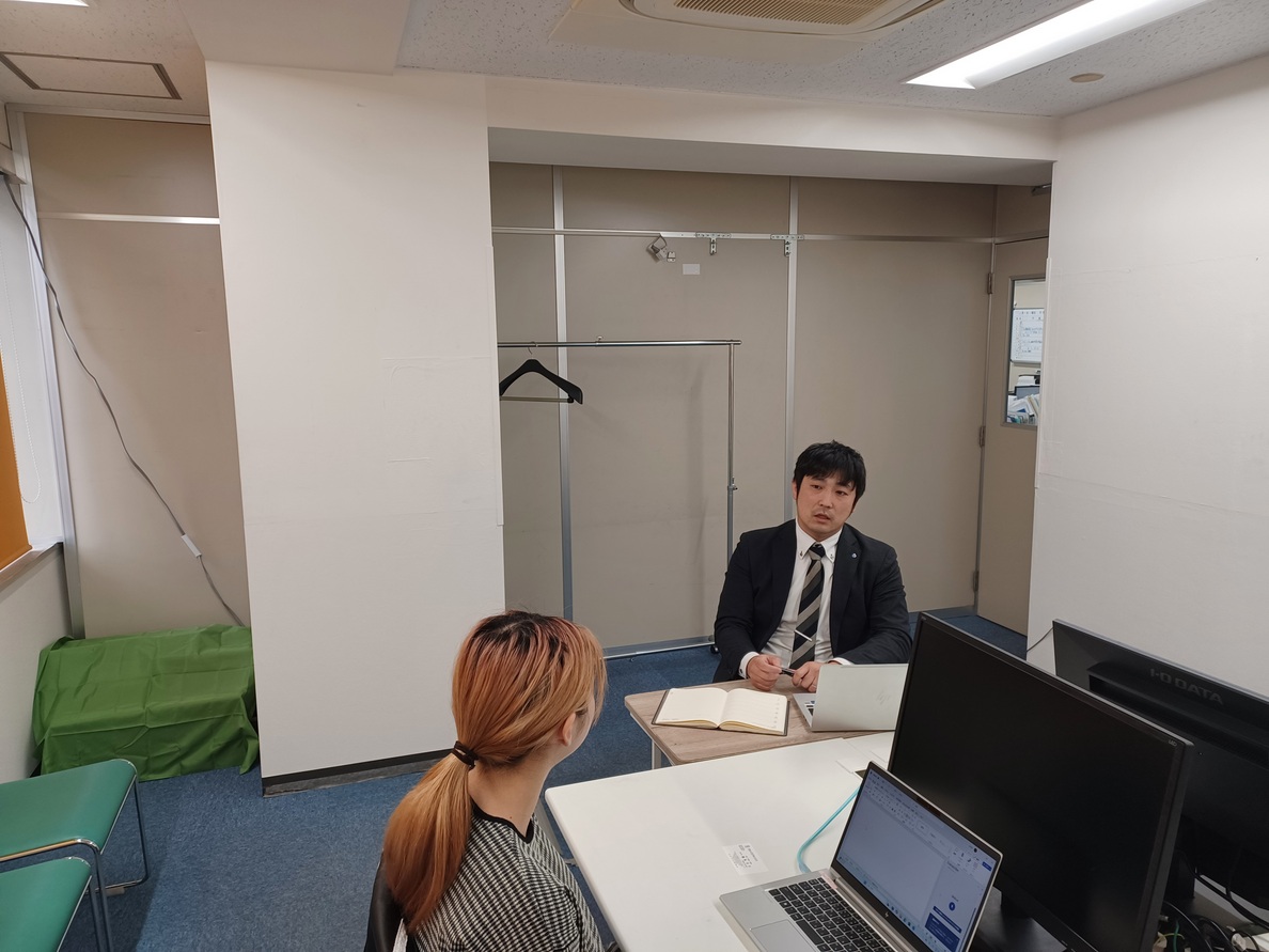 【社員インタビュー】未経験から掴んだ「社長賞」と、充実のワークライフバランス！