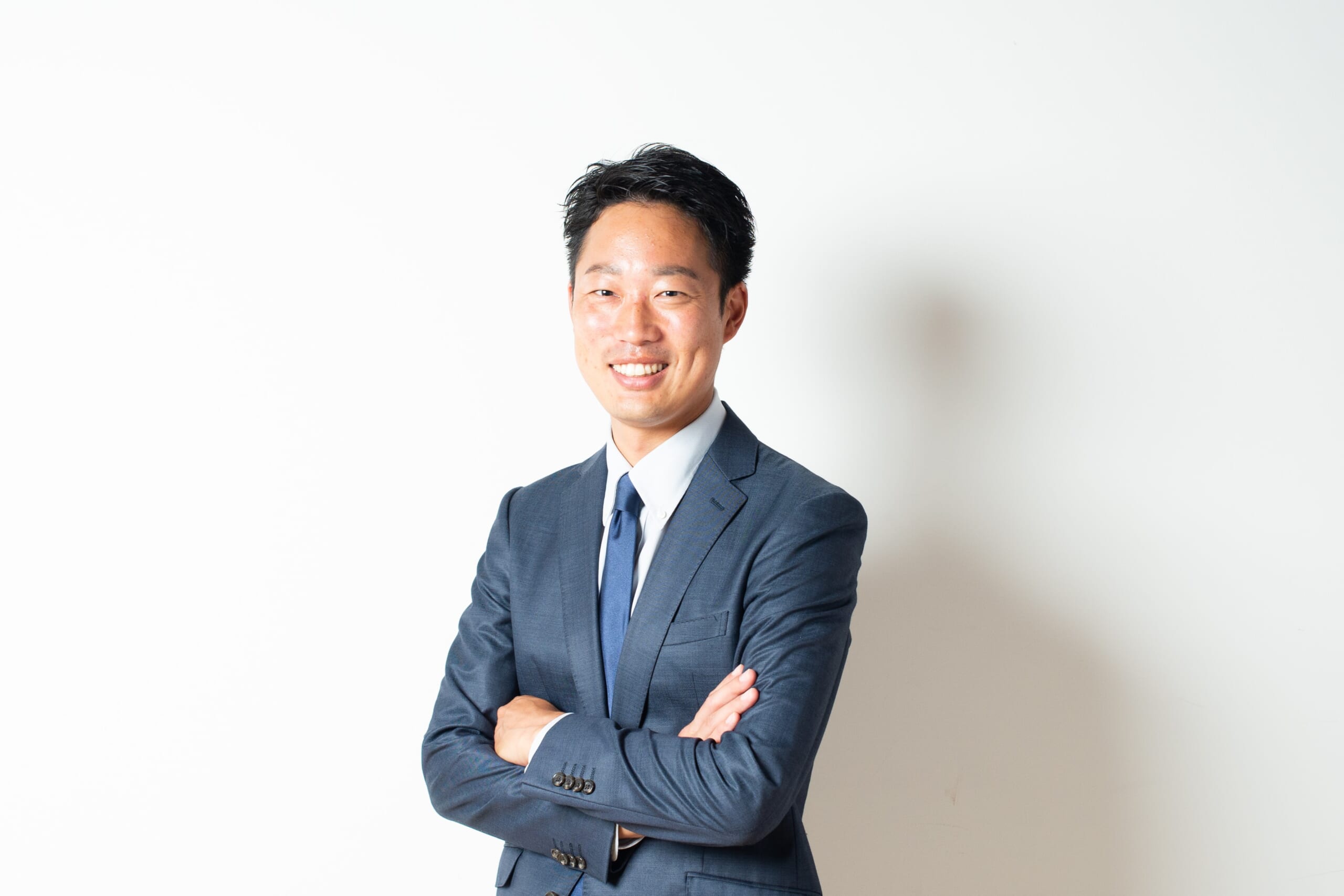 "数字を追う営業"から"教育を広げる営業"へ。GRASグループで見つけた、仕事の本質