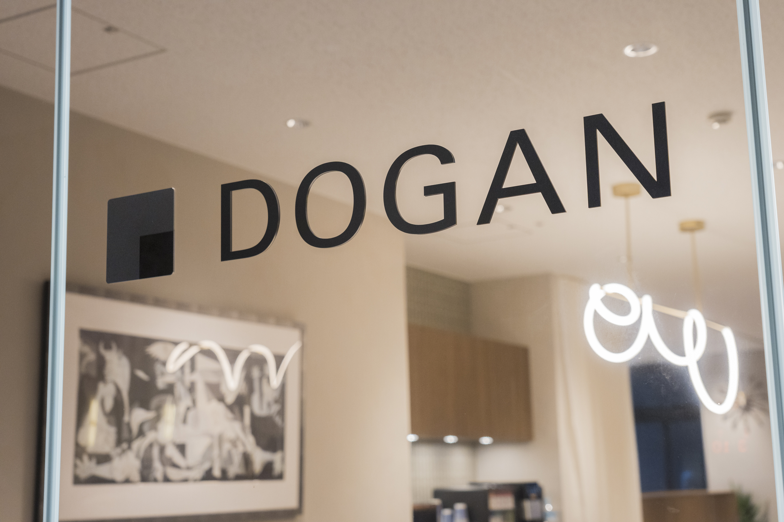 全社員で描くドーガンの未来。1日の合宿で交わされた「115のアイデア」の熱量。