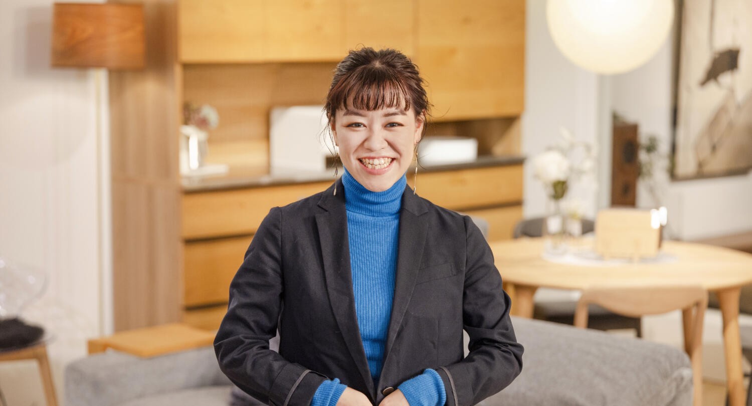 【社員インタビュー】ストアマネージャーHさん「学生時代に通った家具の街で見つけた”天職”」