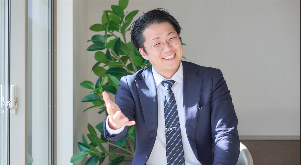 【社員インタビュー】「売主」の視点で不動産を動かす。営業部課長が語るリノベーション事業の魅力とは