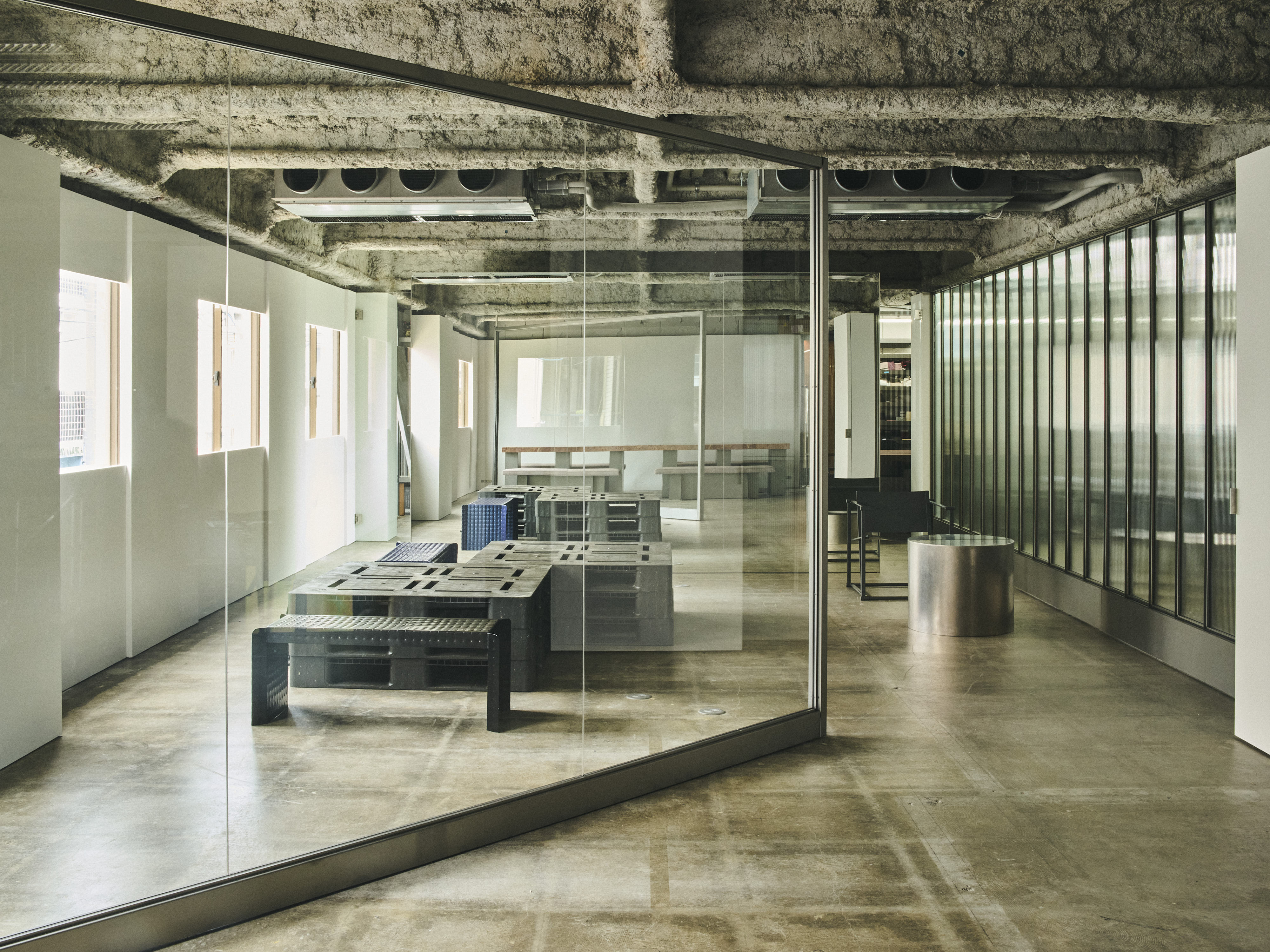 HYBE design teamは、中目黒のグローバルな文化発信拠点「PIX」に移転しました