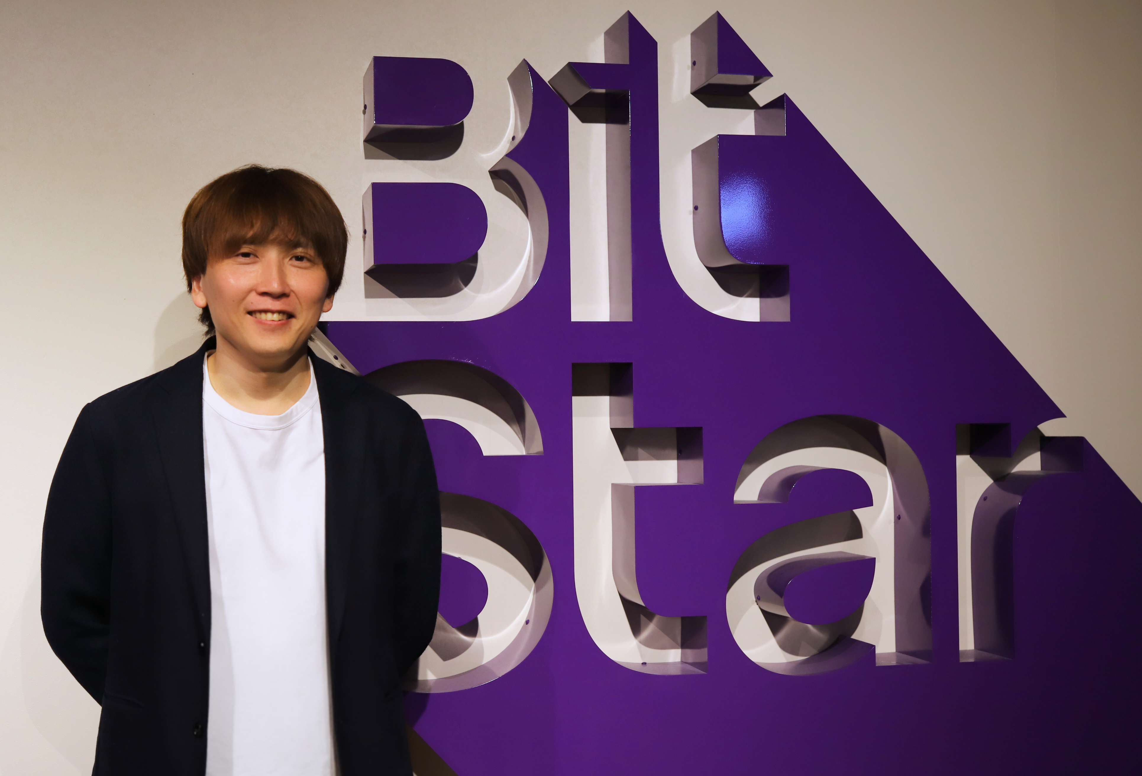 なぜ大手を離れてベンチャーへ？“献身性”を武器にチームで戦うプランニング部部長が語るBitStarという居場所。