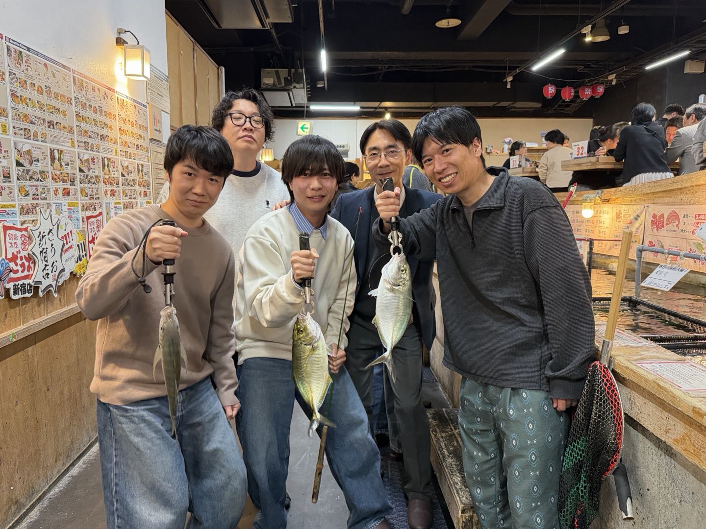 【社内イベント】釣って、笑って、語り合う。ざうお新宿店でトリオシステムズ第三SI忘年会！