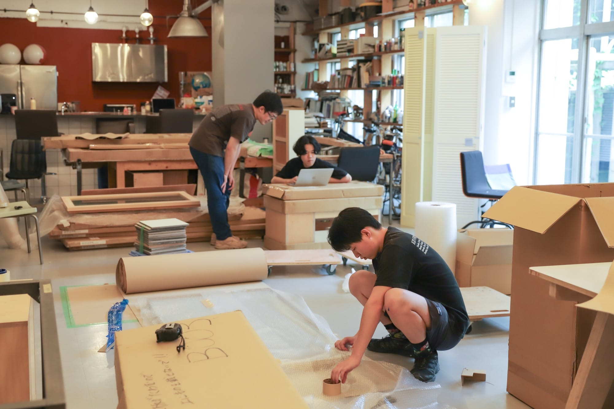 [社内レポ]「空間体験」を想像し、商品を生み出していく。新卒の視点から見るtoolboxストア事業