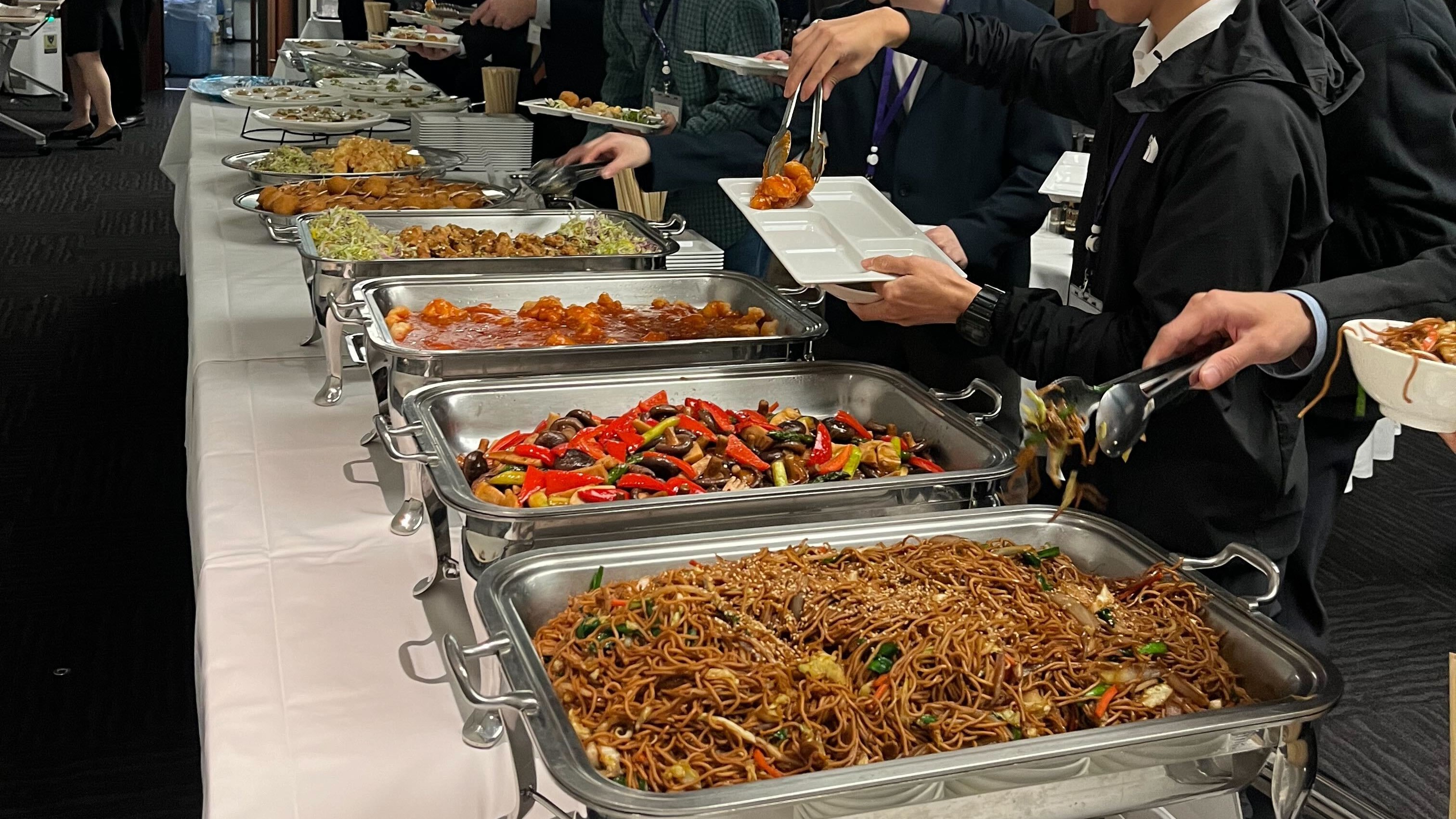 🐍2⃣0⃣2⃣5⃣年忘年会を実施しました！🐎