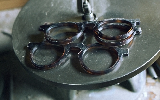 フレンチアイウェアの歴史を語り続ける。Lesca LUNETIER