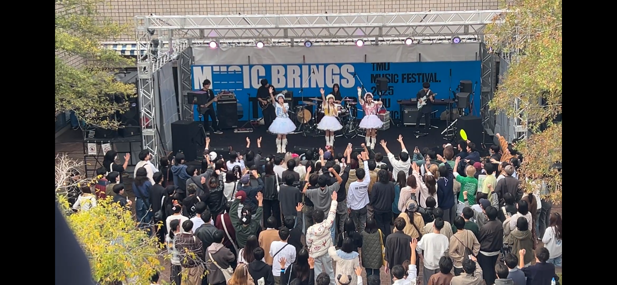 軽音サークルでアイドルをプロデュースしたら大ウケした