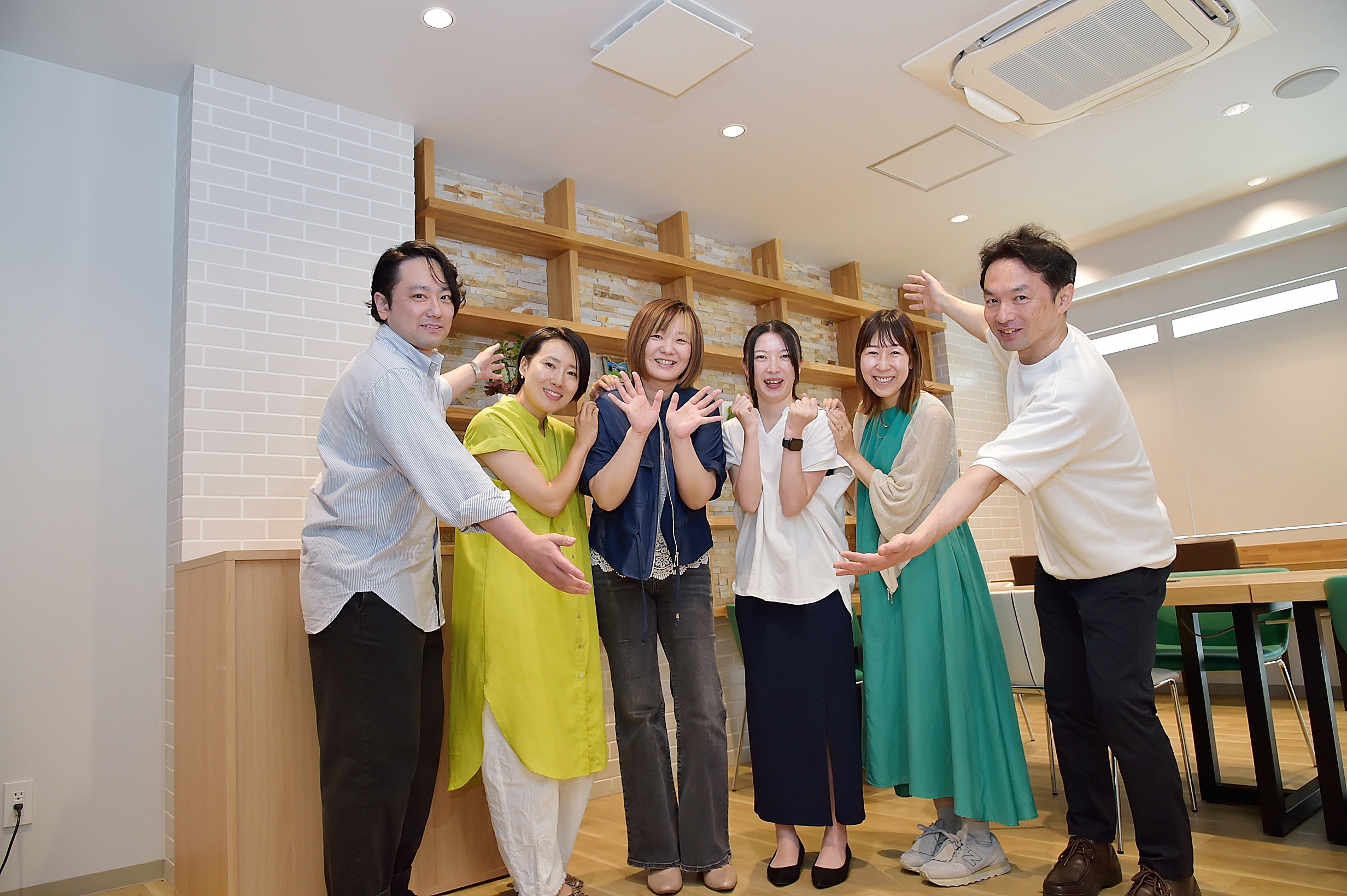 キャリアも働きやすさも諦めない。未経験からでも「アカリエの扉」をたたいてほしい理由。【社内アンケート#5】