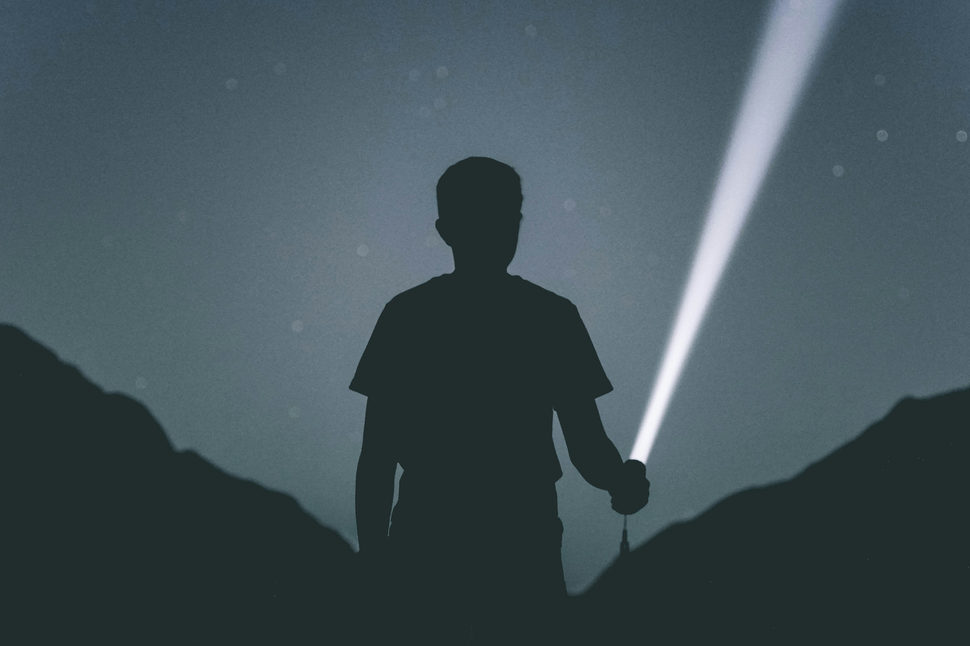 Full AI Backed経営で「採算が合わなかった市場」を取りに行く