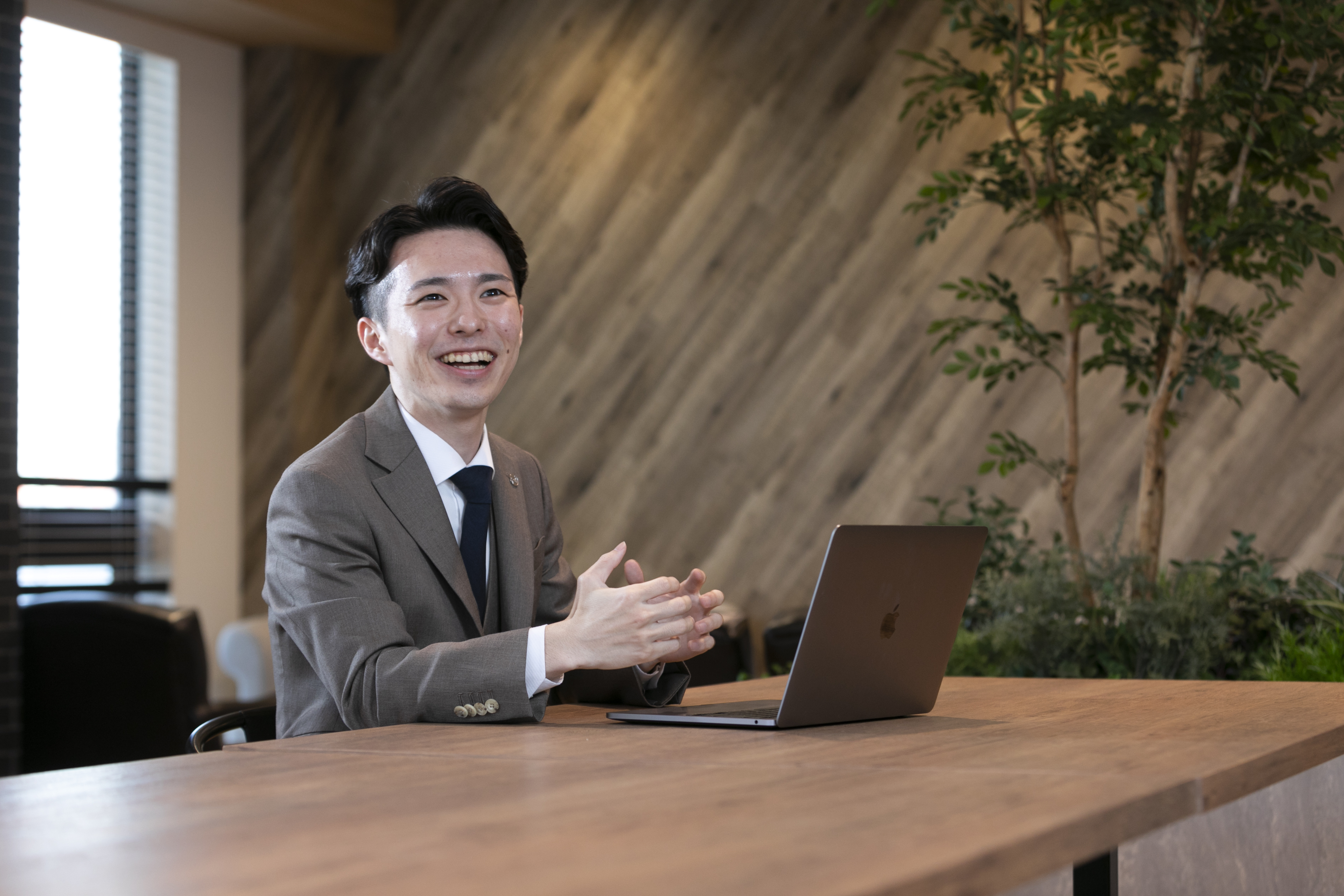 「過去は変えられる」大学中退からエンジニアへ。未経験でも本当に成長できる理由とは？挫折を乗り越え、理想のキャリアを築く。