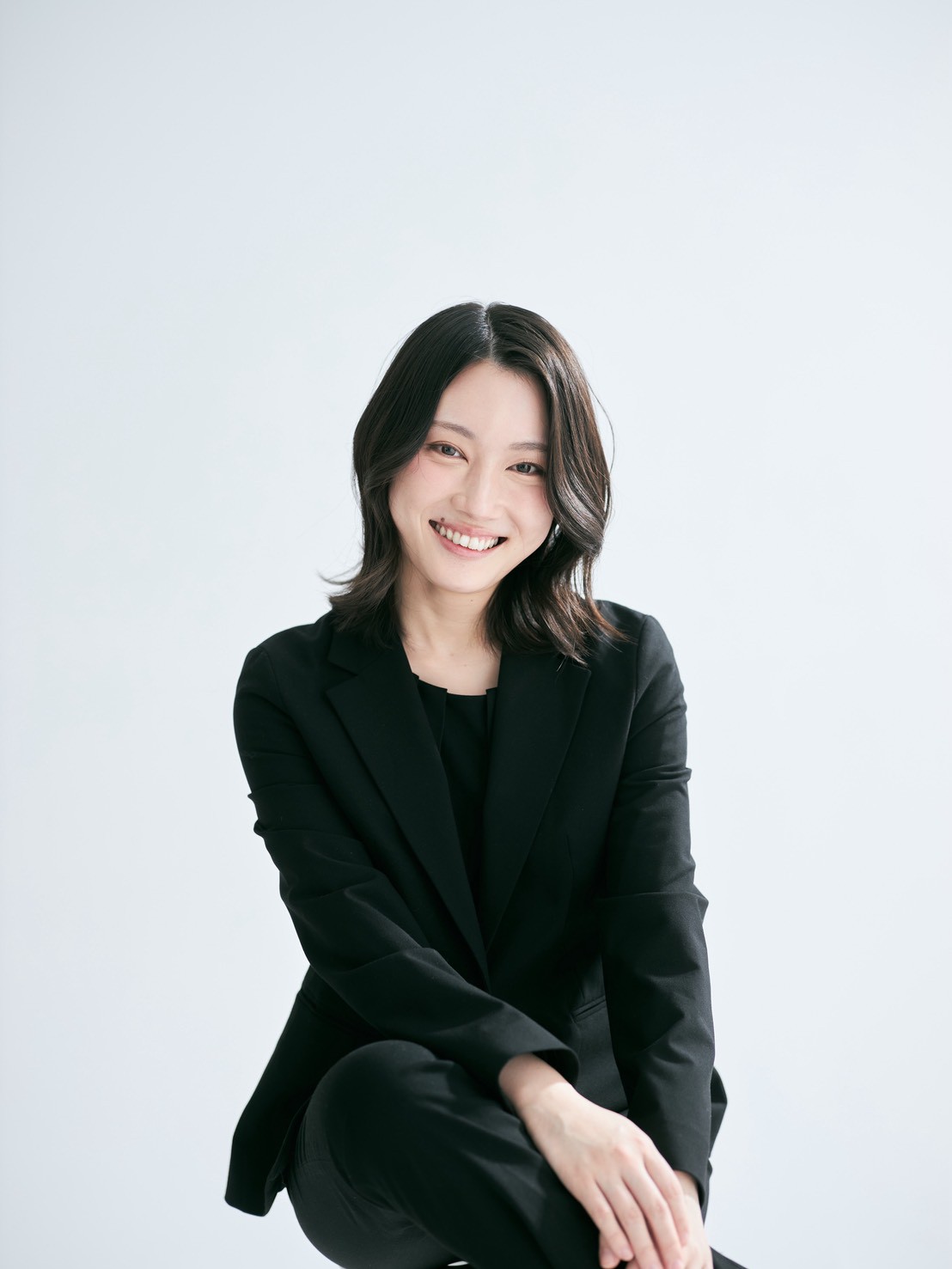 「人生の負債」を強さに変える。家も声も失った過去を越え、穴井佑季がACT-Rで“嘘のない営業”を貫く理由。