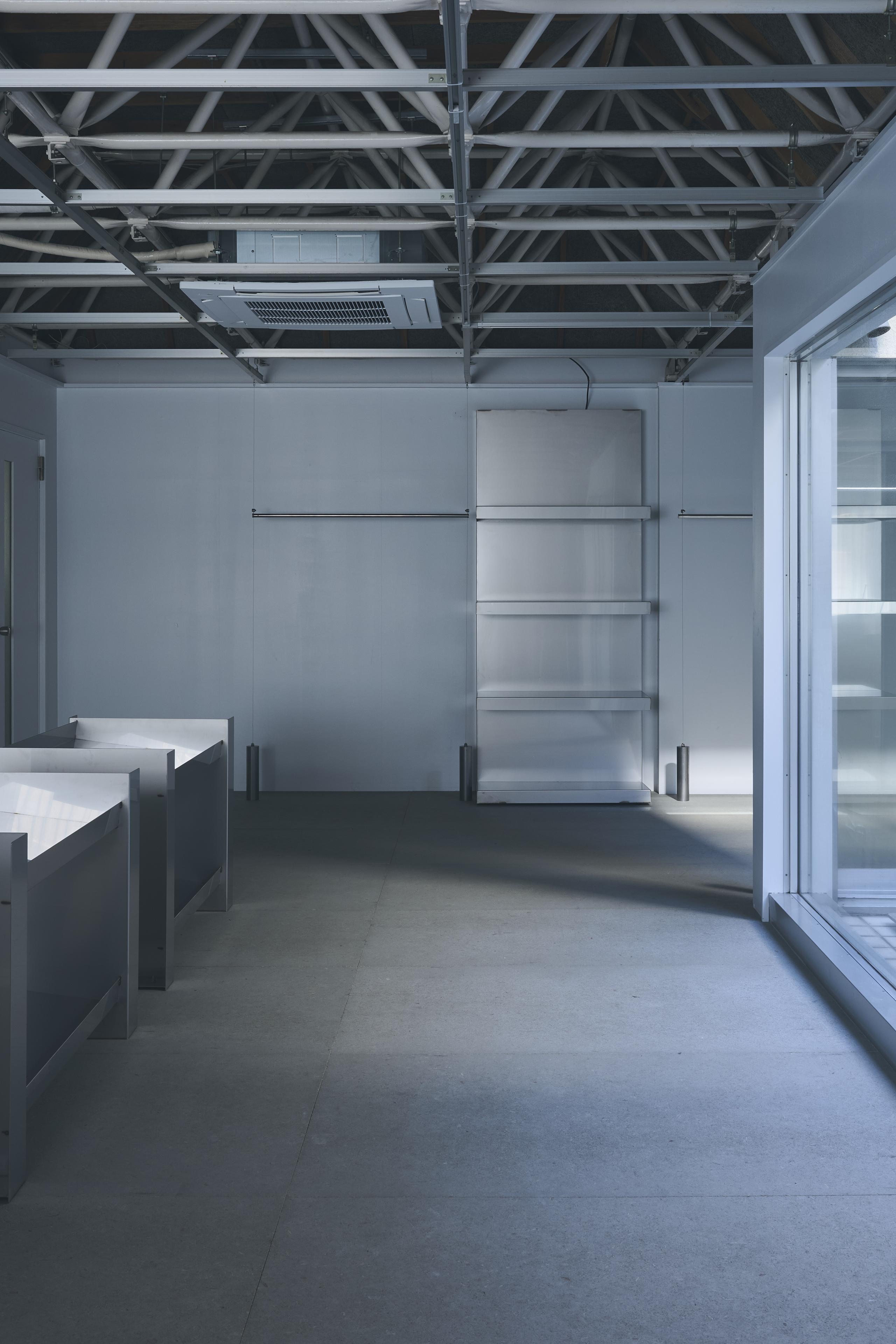 meanswhile＋ hybe design team