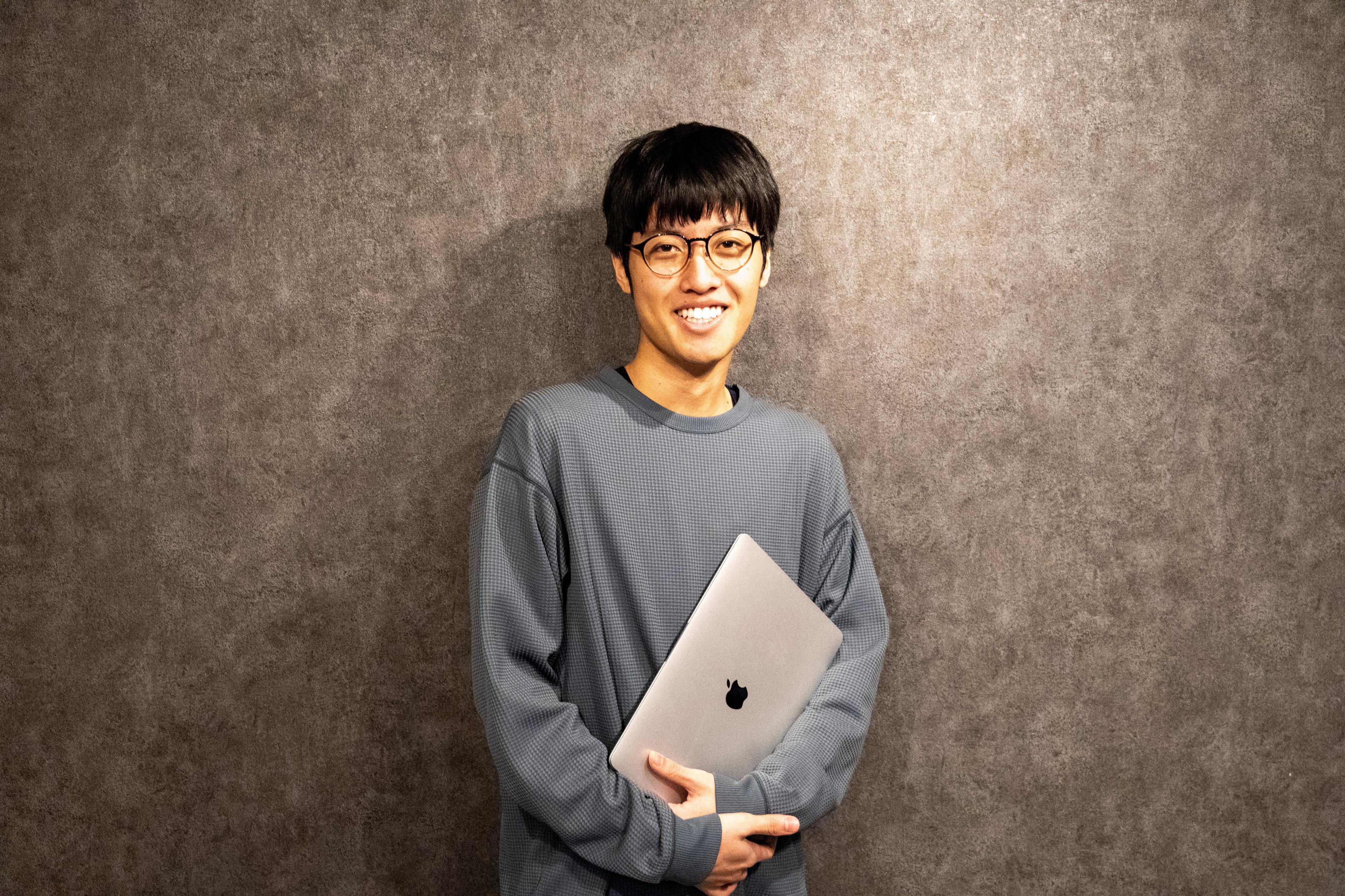 【インターンシップ】営業未経験から2ヶ月で月間目標達成。Toursで得られた「圧倒的成長」