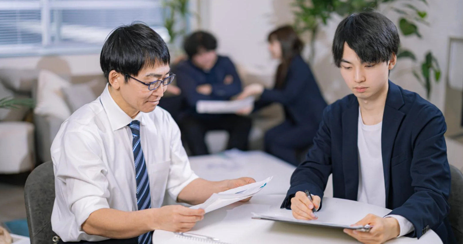 私たちが「フルリモート前提」にしない理由