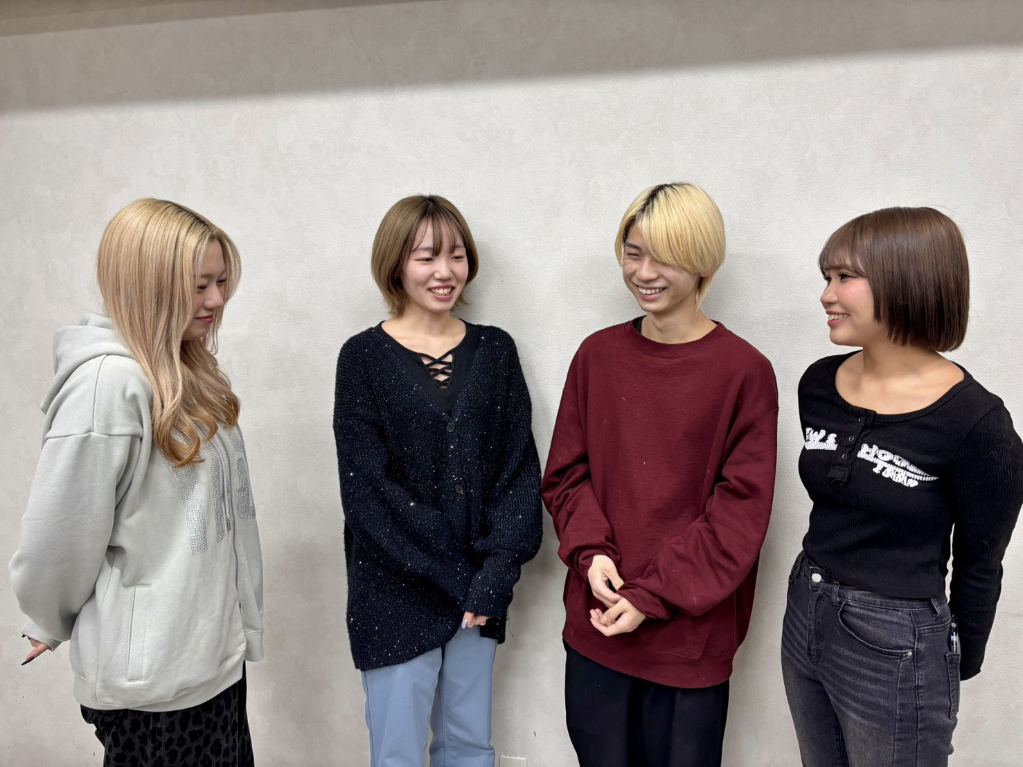 史上最速デビュー更新！新卒スタイリスト4名に聞く、デビュー後のリアル