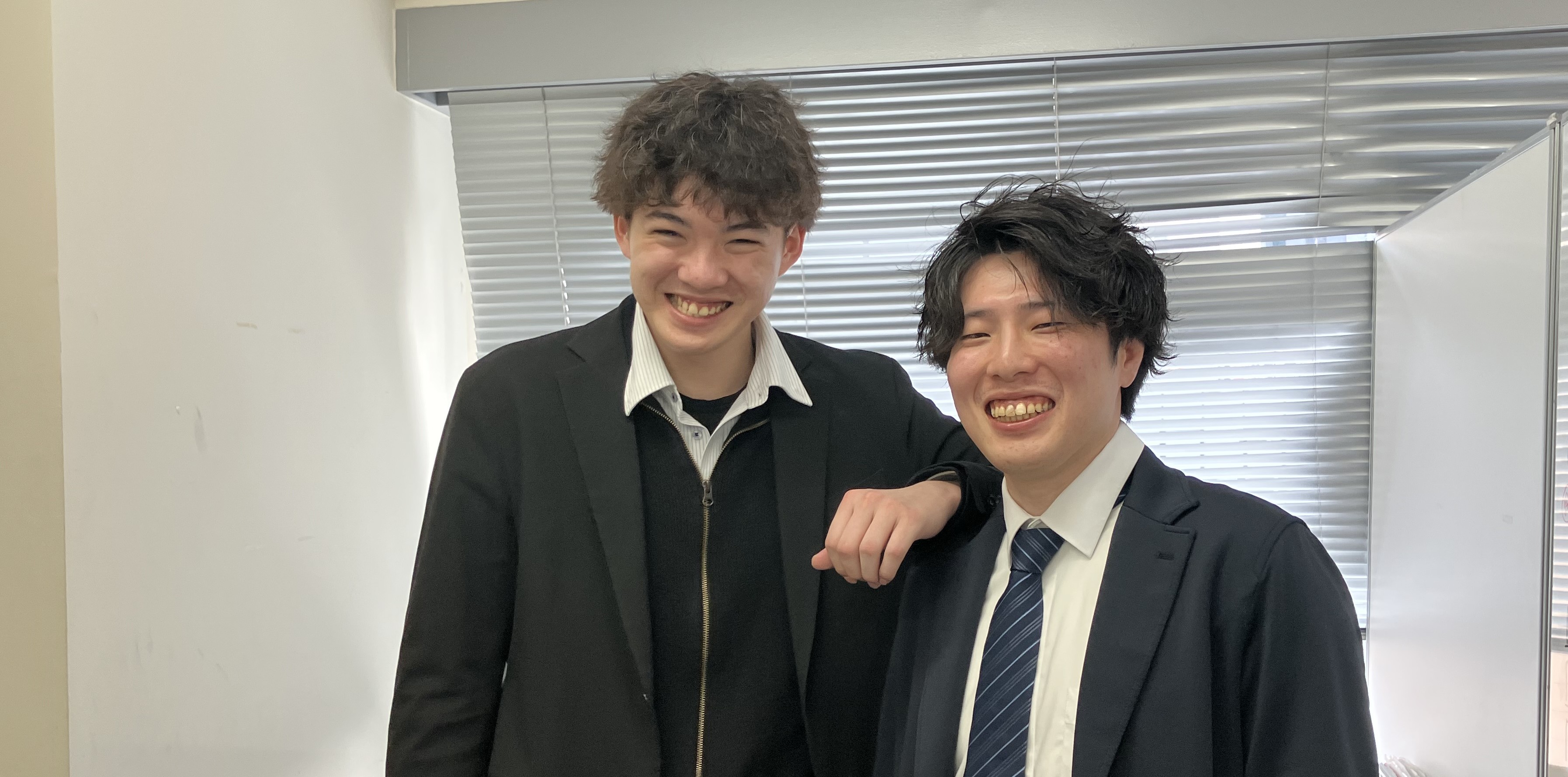 営業未経験から結果を出し、キャリアが分かれた2人の話