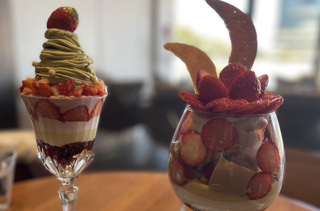 甘党じゃないのにパフェ挑戦🍓☕️