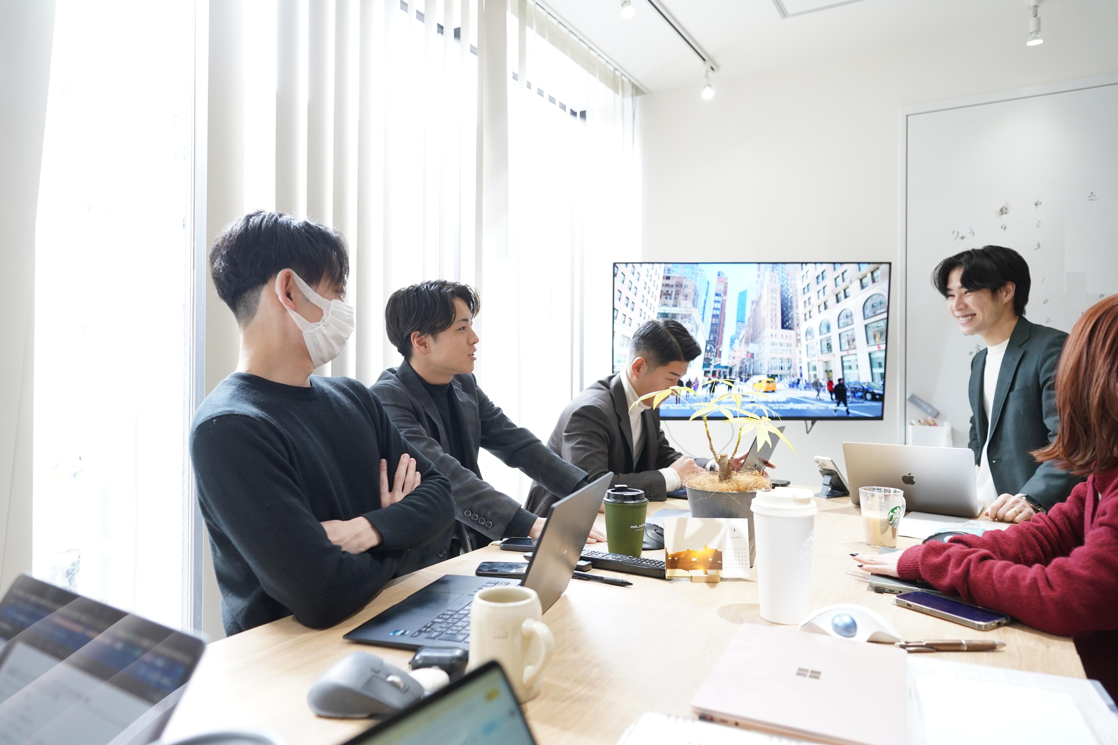 不動産屋の”黒”のイメージ