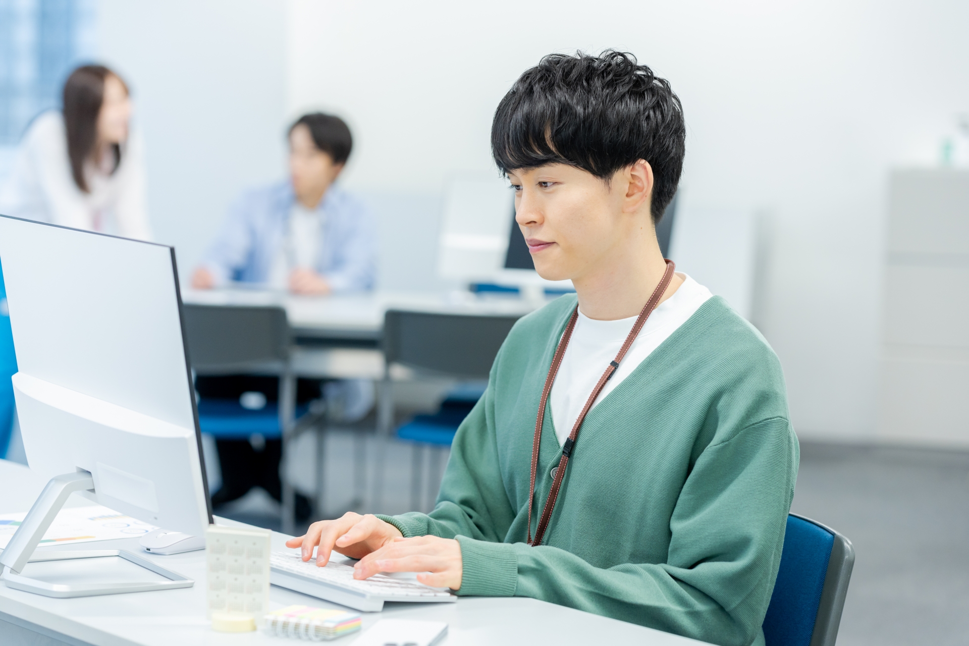 未経験から“診断士として独り立ち”するまで― レオンテクノロジーの育成設計を、教育担当のSさんに聞いてみた ―