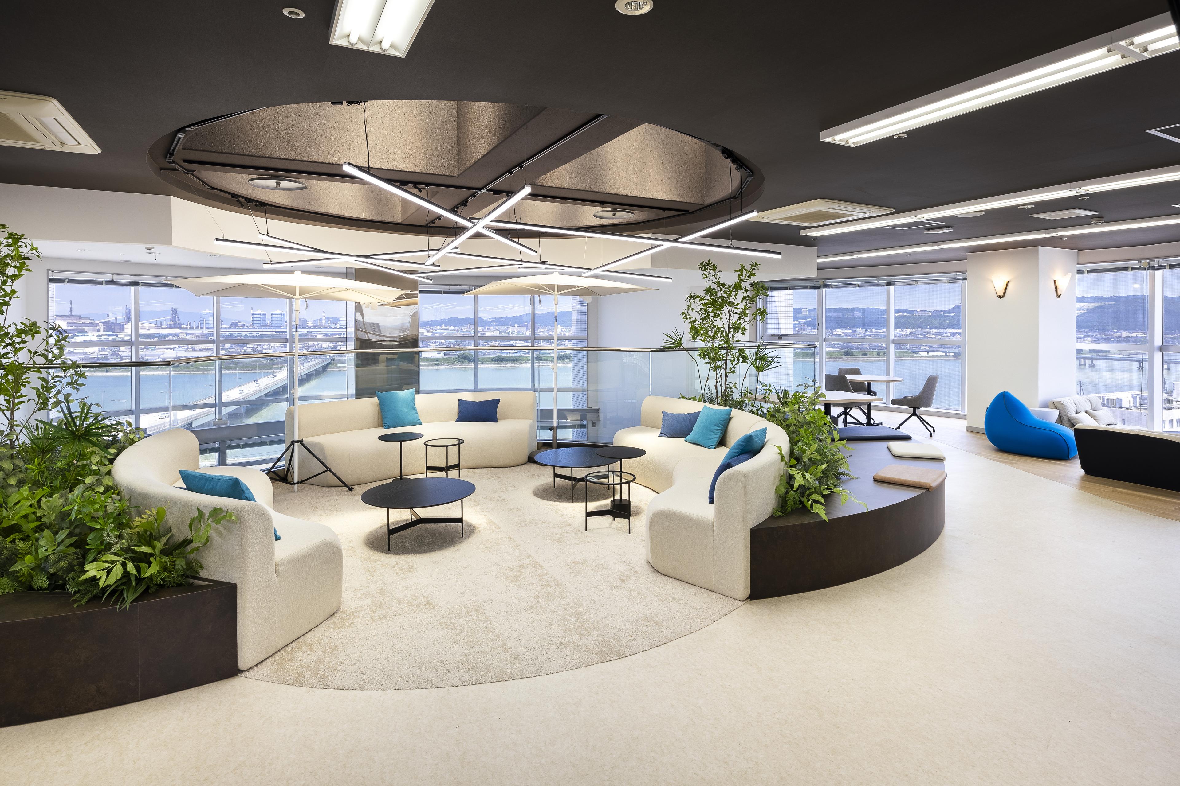 本社ビル9階フロア