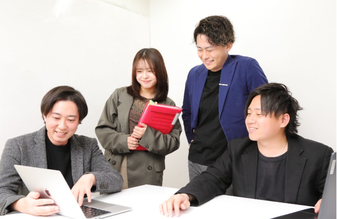 【⭐WEBマーケター募集！】キャリアの悩み、本音で話してみませんか？🫏