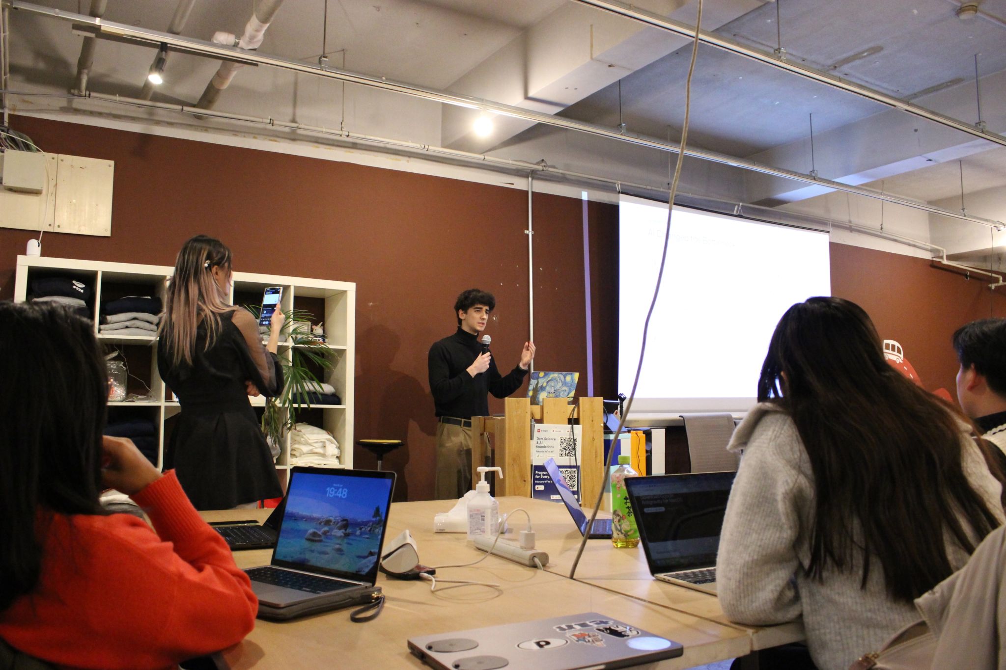 Using AI in software: Your cognitive capacity as the new bottleneck.