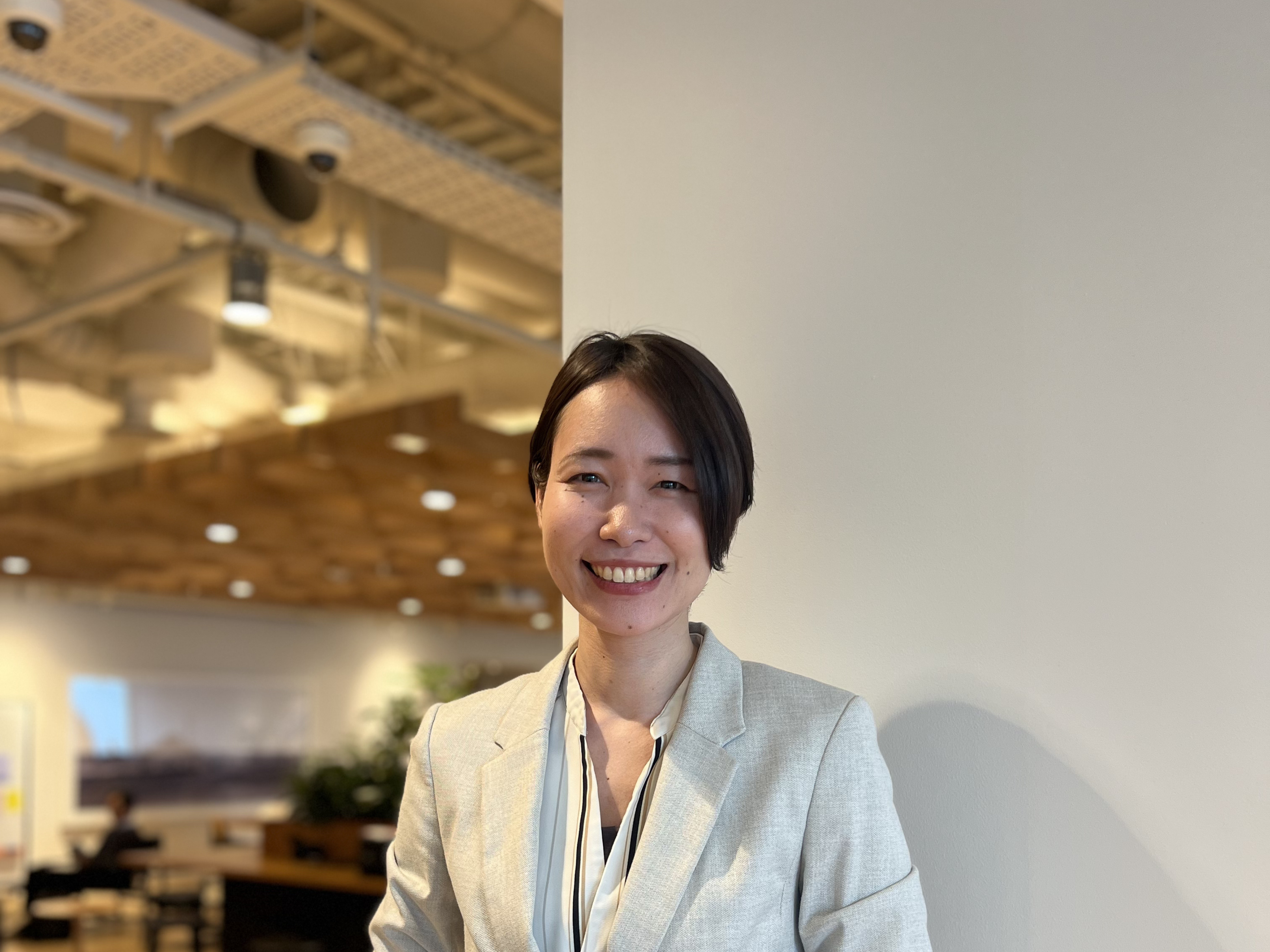 【営業インタビュー】女性を笑顔に。ママとして挑み続ける私のキャリア