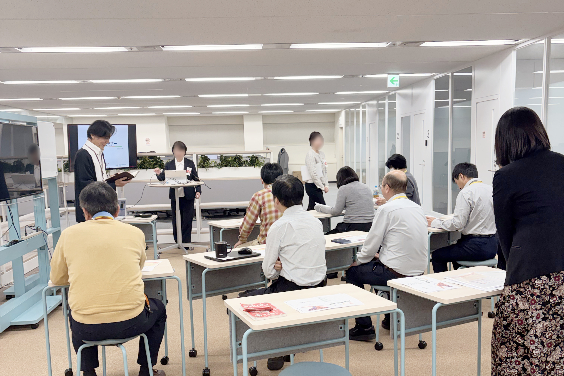 【福利厚生】野菜摂取の重要性を学ぶ食生活セミナーと健康チェックを開催！