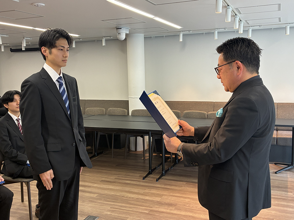 2026年入社予定者の配属辞令授与式を行いました！