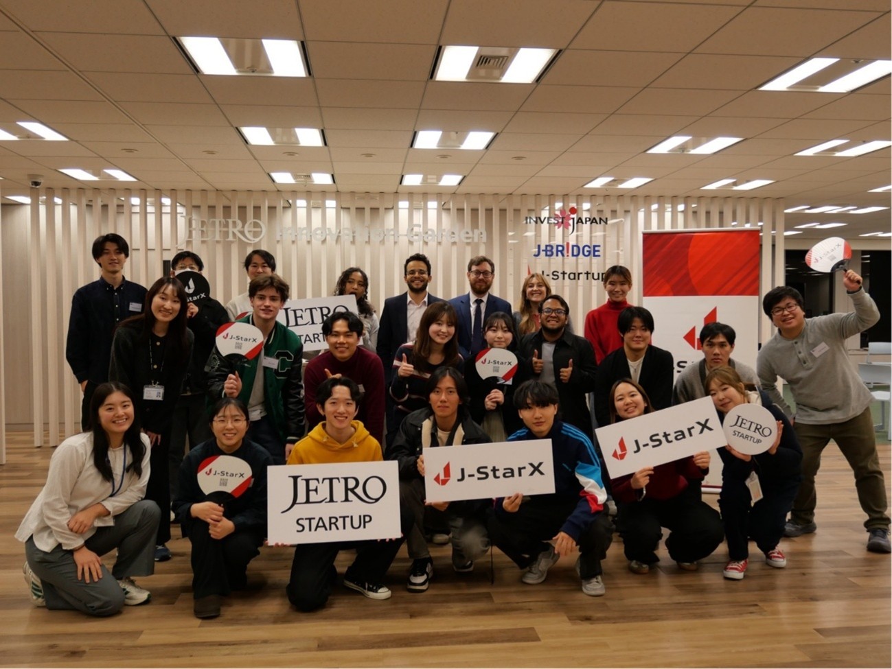 【社員ストーリー２】モーリシャスから、次なる挑戦としてジェトロへ。事業アシスタントのしごと