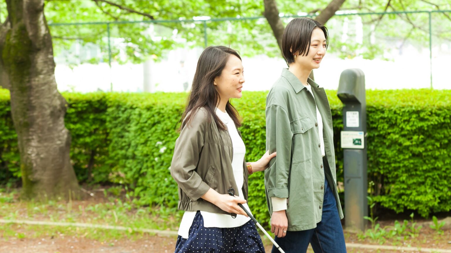 同行援護とは？支援内容や対象者・移動支援との違いを簡単に解説