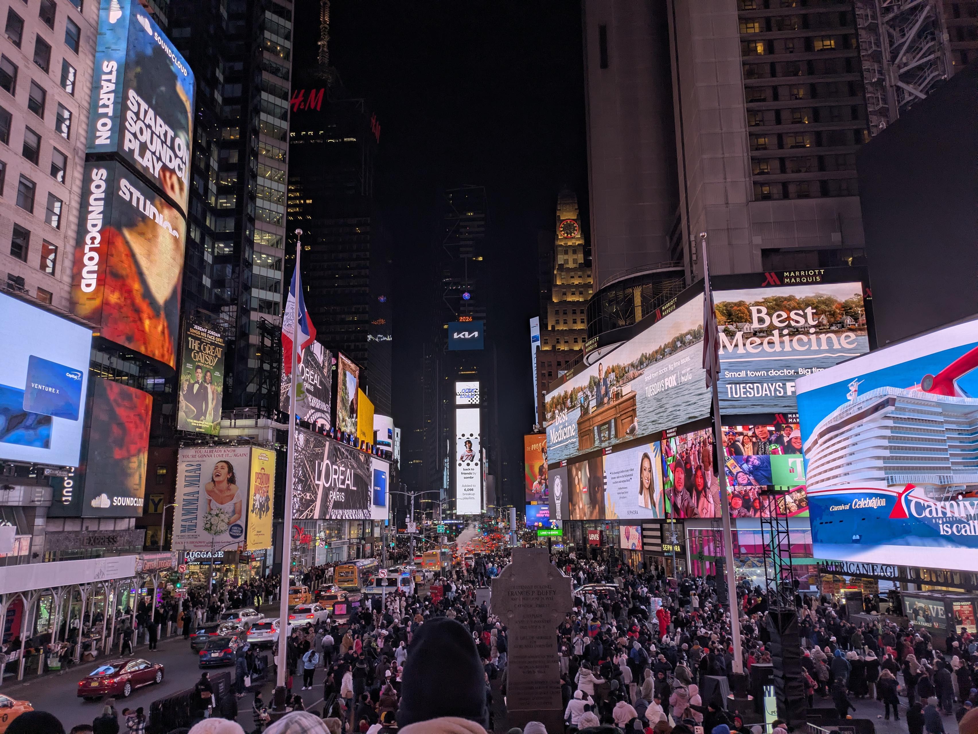 高校生、一人でニューヨーク年越しに行った話