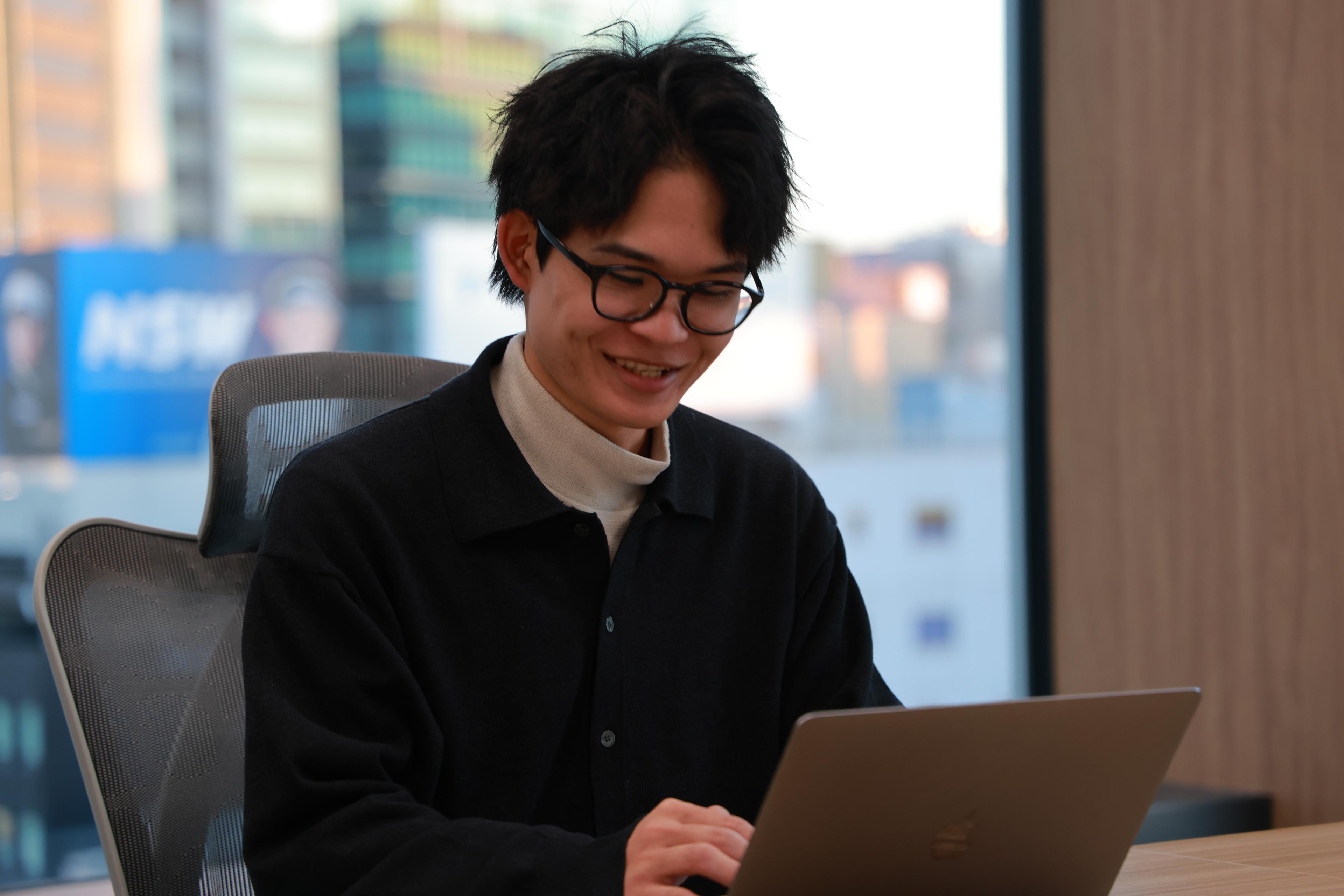 広告未経験から1年で媒体責任者になったメンバーを支える“原動力”