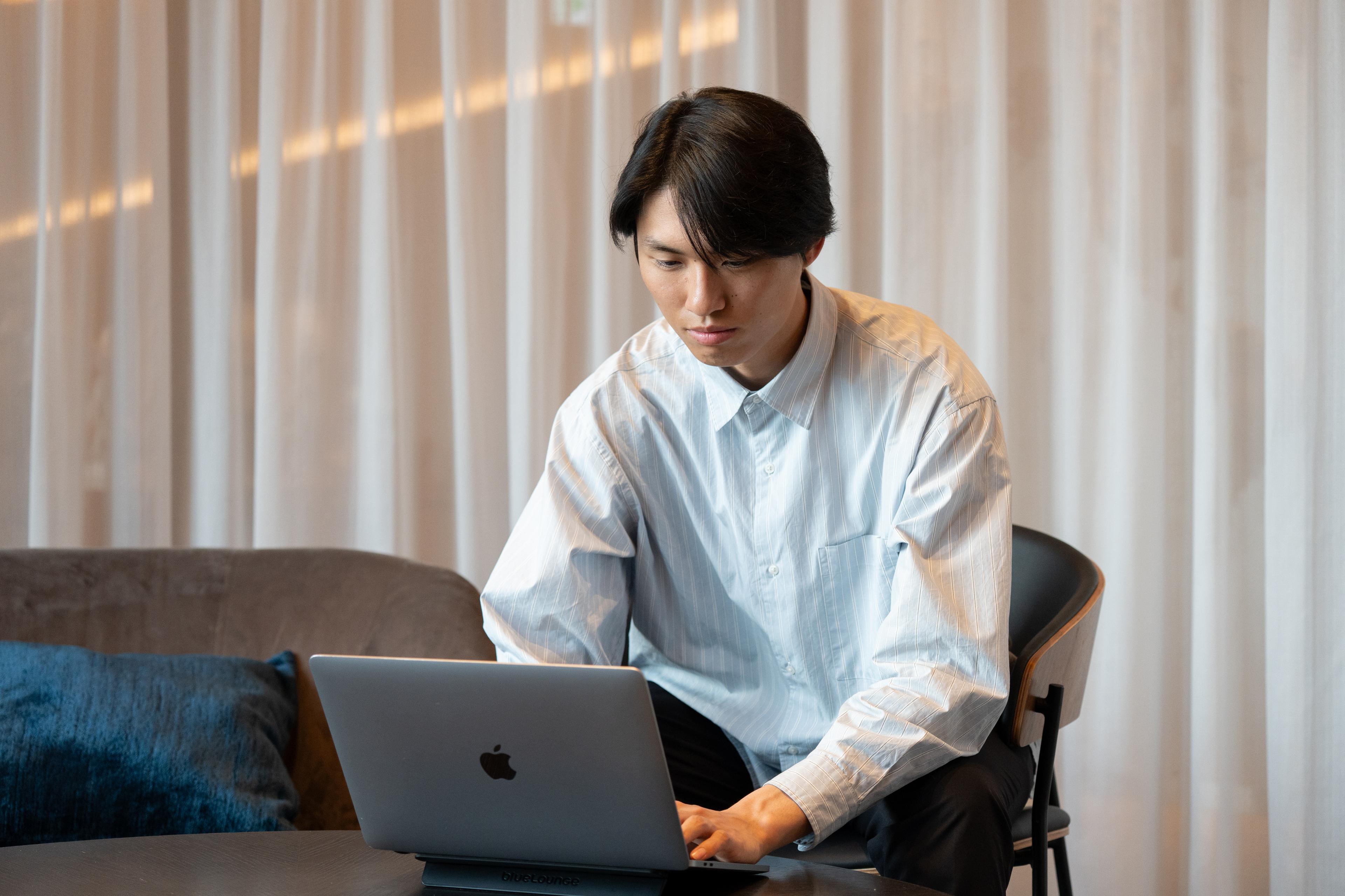 何者でもなかった農大生が、AIベンチャーのディレクターになるまで。