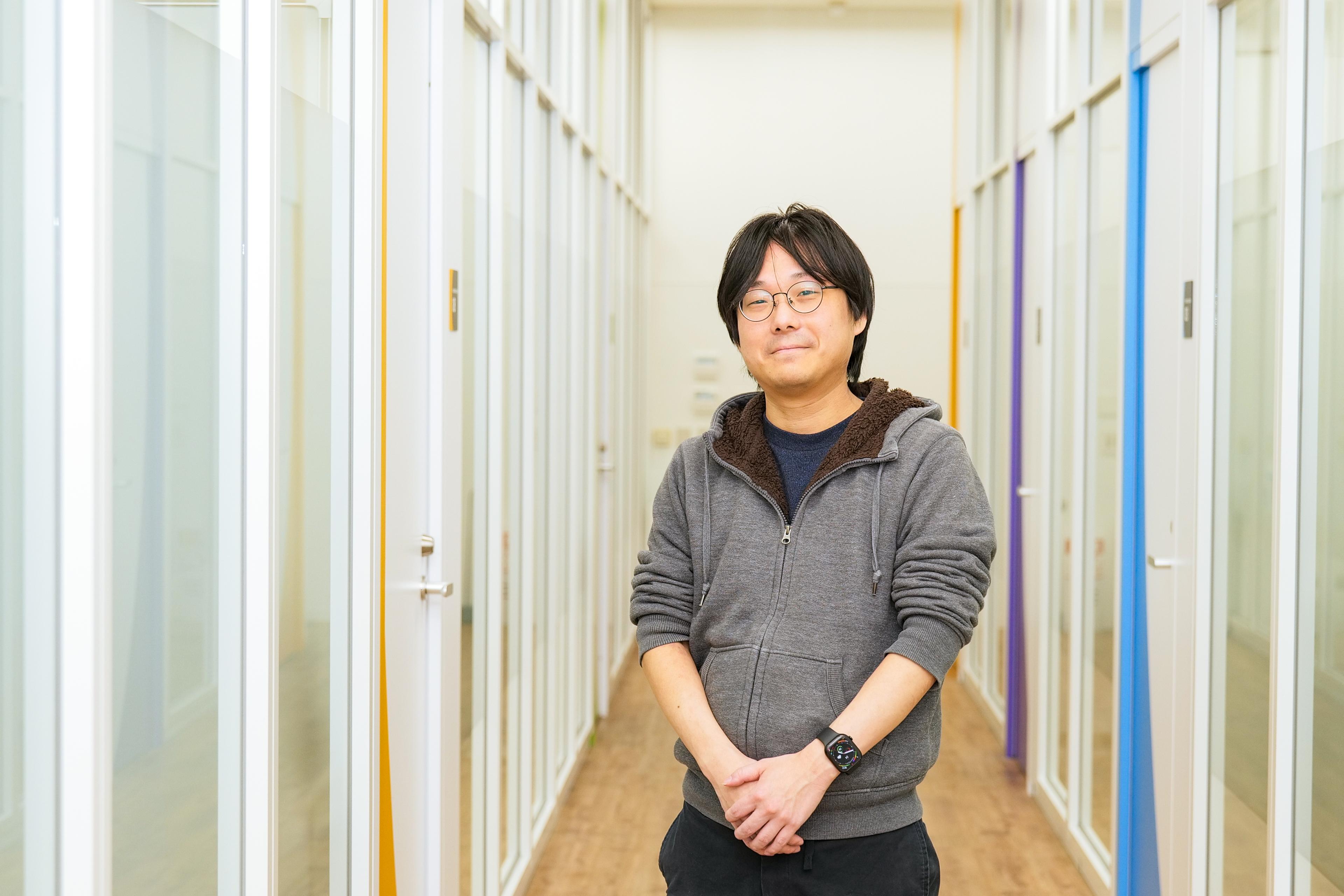 【社員インタビュー】もっと「はみ出していい」。スペシャリストが歩む、“前例にとらわれない”エンジニアのキャリア