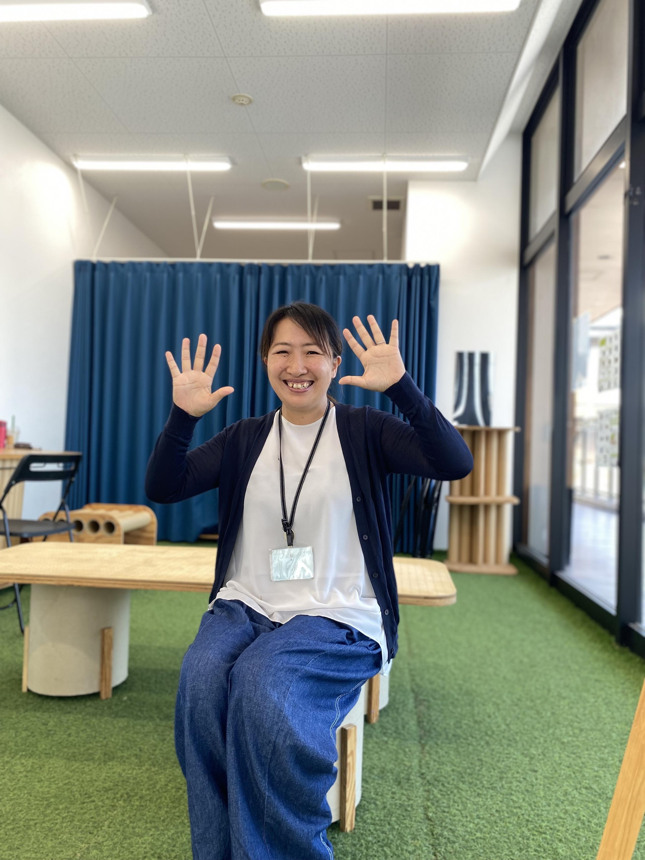 「先生」を、もっと自由に。元小学校教員が、公立校を飛び出し「教育の二刀流」を選んだ理由。