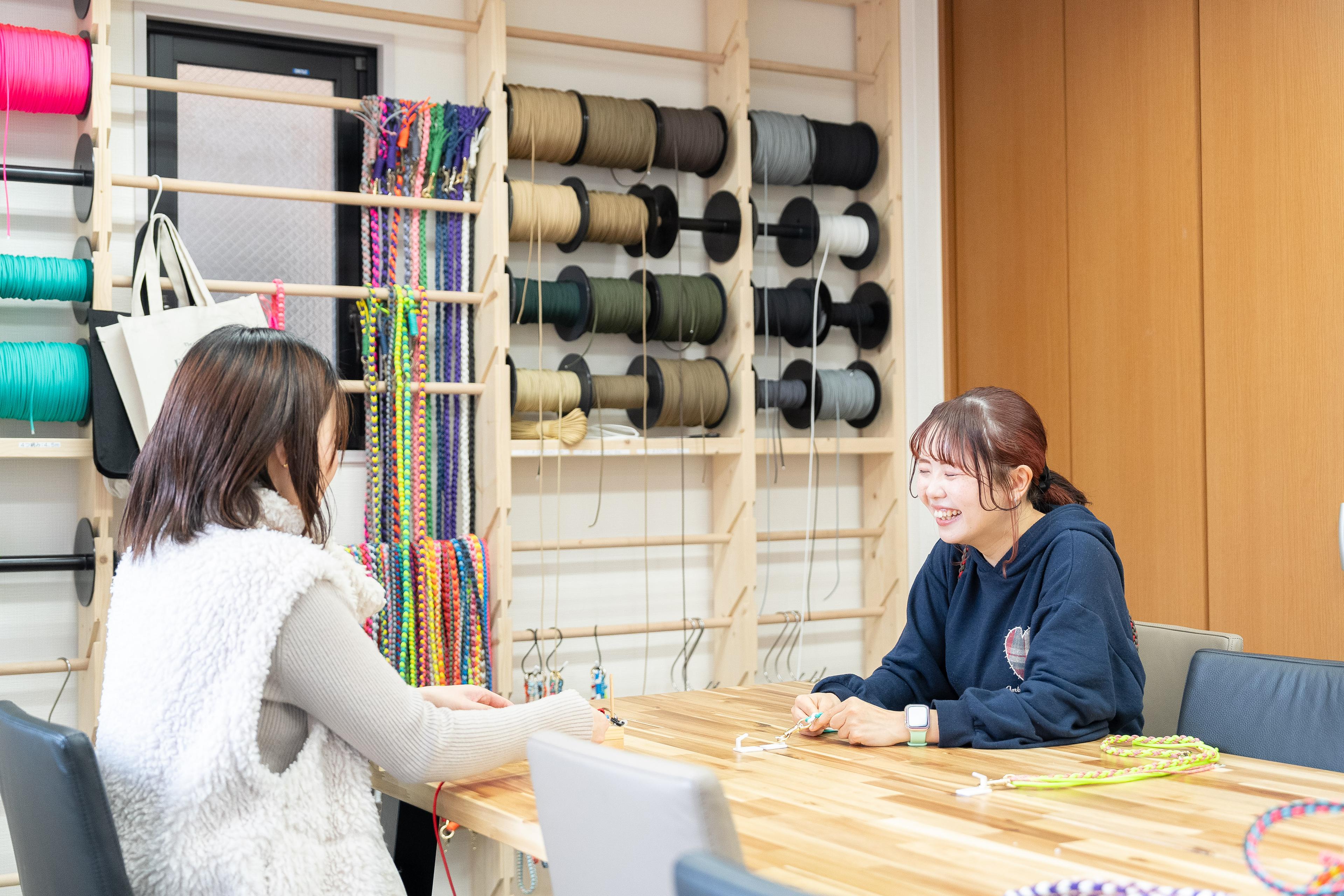 パラコードを使って犬のリードの制作！