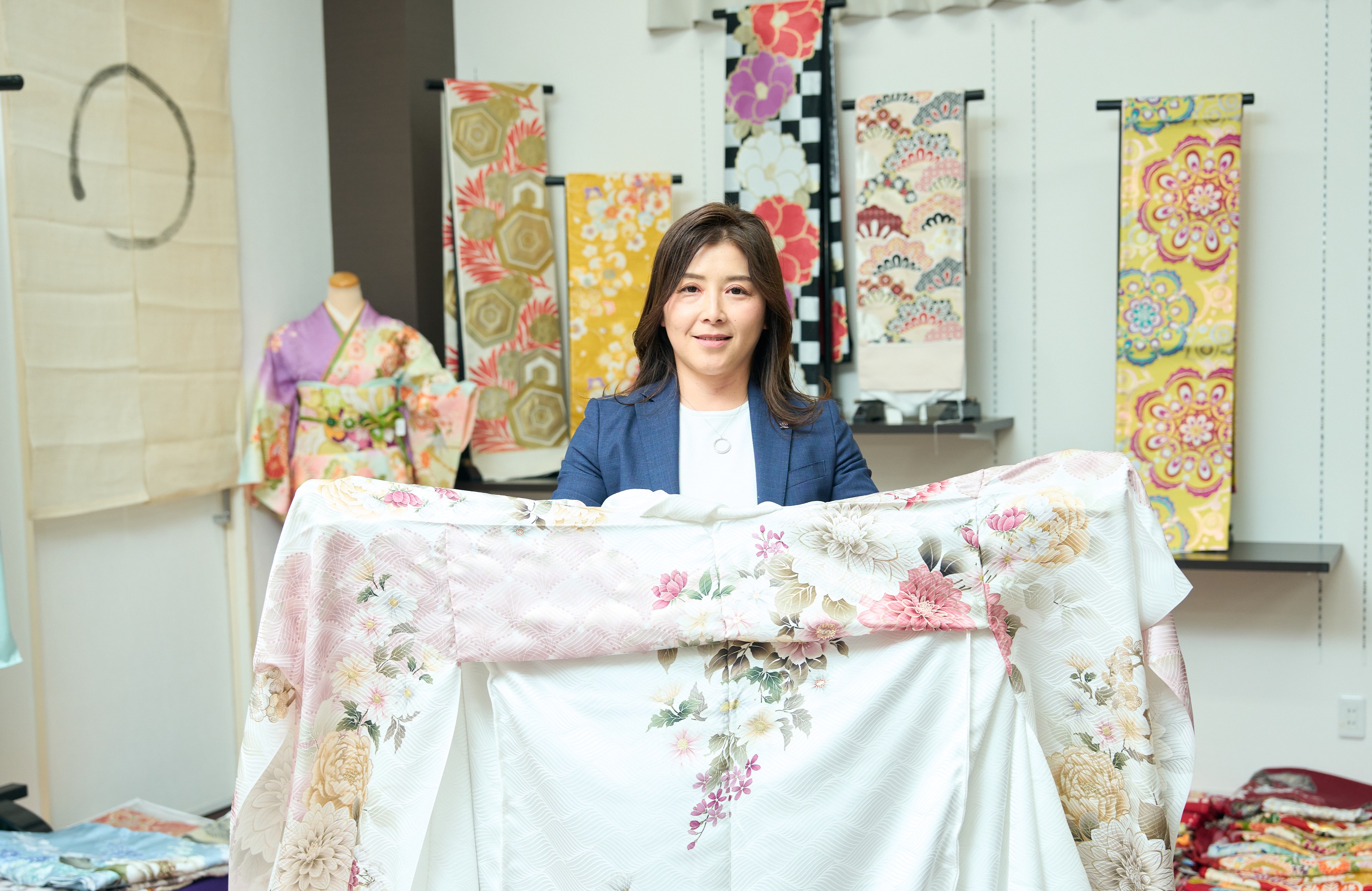 社員インタビューvol.1「トップセーラー店長」聞き手になって見つけた、きものと私とお客様の幸せな距離感