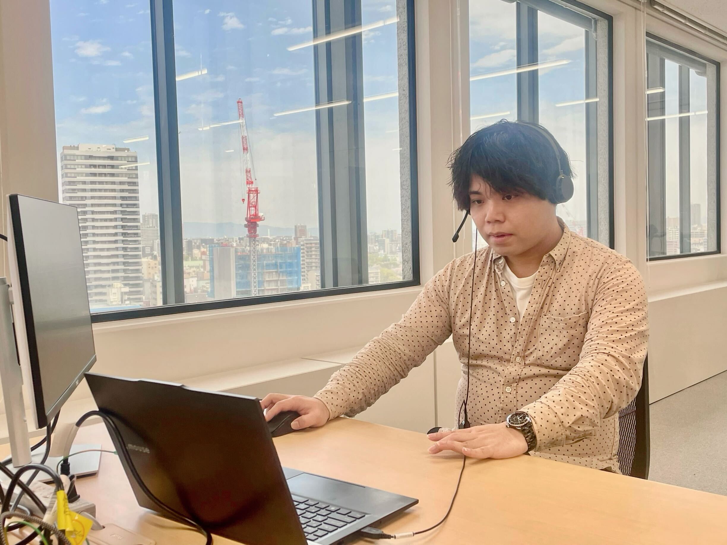 【社員インタビュー】「自治体×民間」で日本の終活を変える。異業種から飛び込んだセールスパーソンが語る、新たな市場開拓の醍醐味