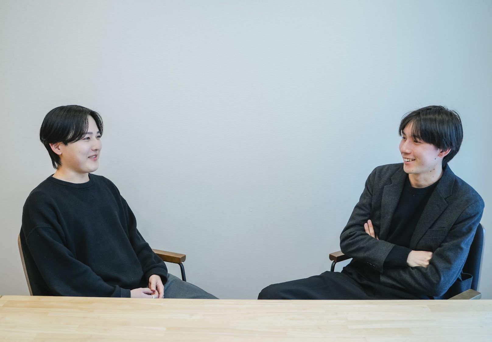 【同期二人が創り出した実績】マーケターが作った企業パンフレットが、営業の新たな武器となる！