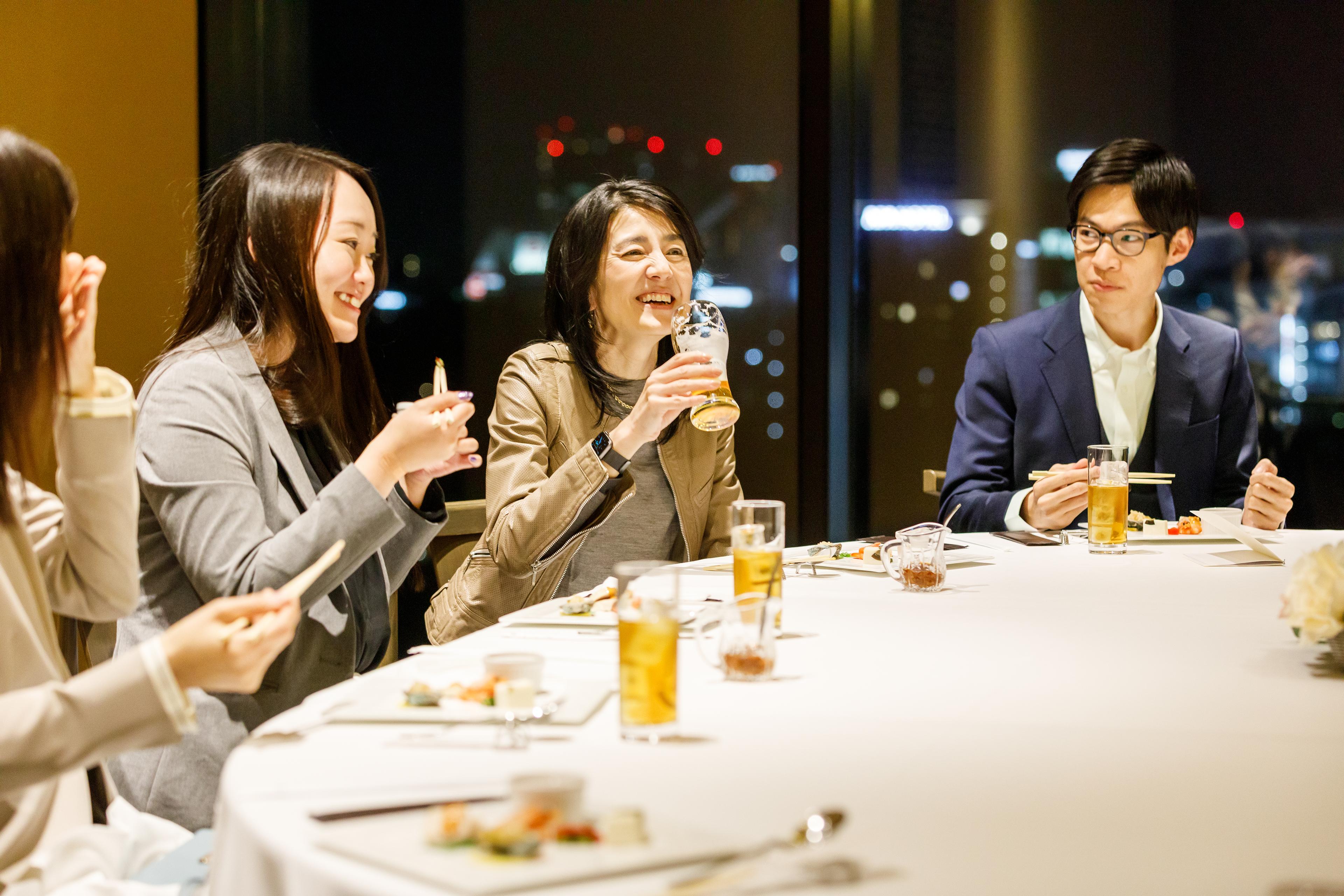 経営者の息遣いを感じながら、全力で支援する。E'Crea創業の原点