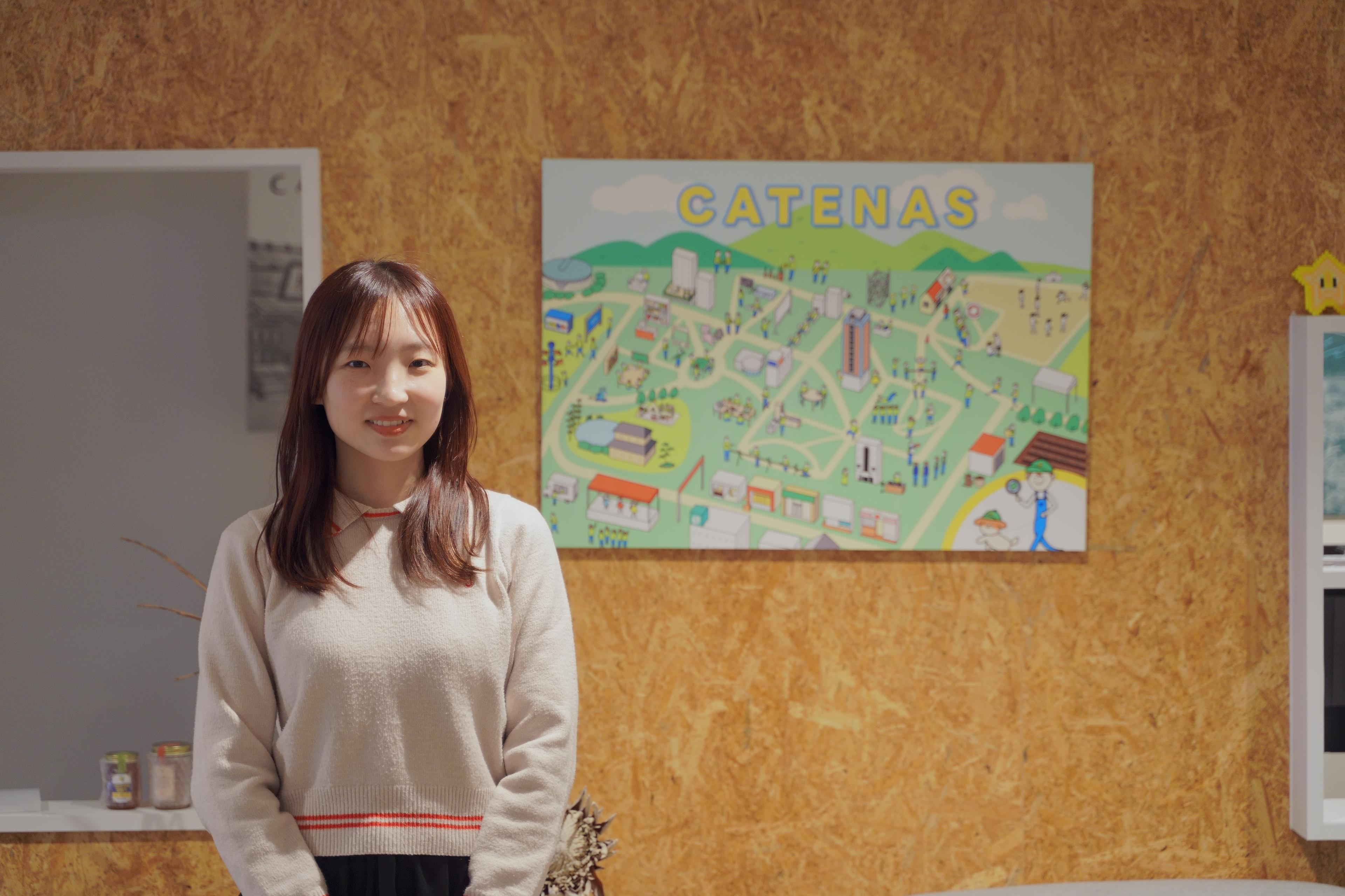 【新卒インタビュー】10万人メディアを作った学生が、新卒で群馬の「駄菓子屋」を選んだ理由。