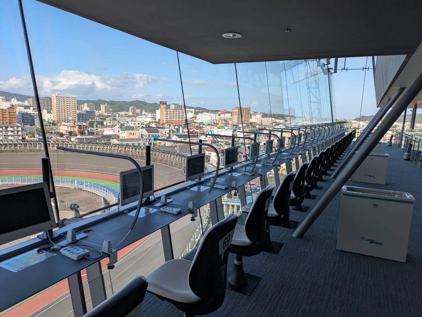 公営競技の未来をデザインする「トータルマネジメント」の舞台裏