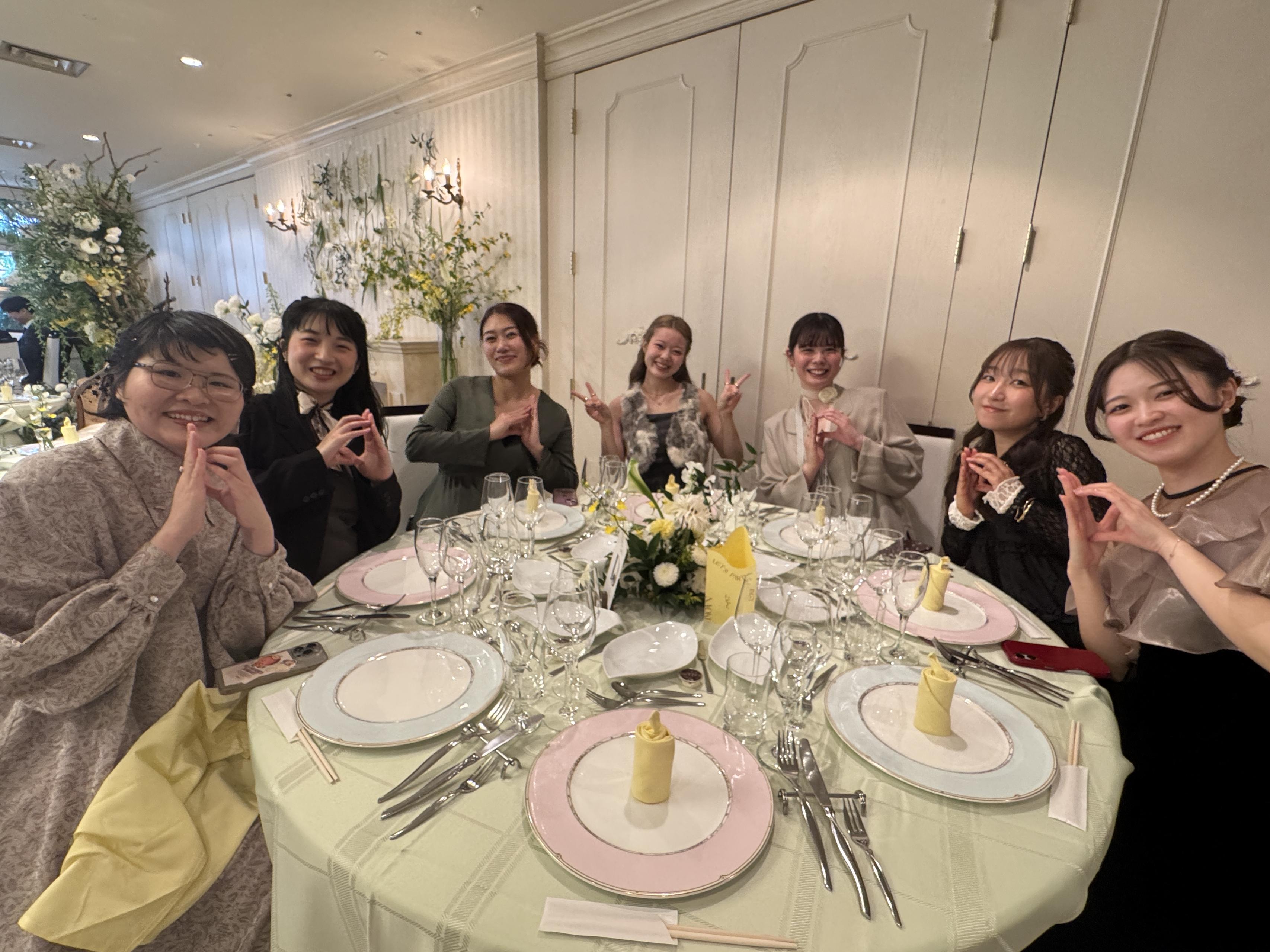 デクノバースメンバー全員でお祝いに！