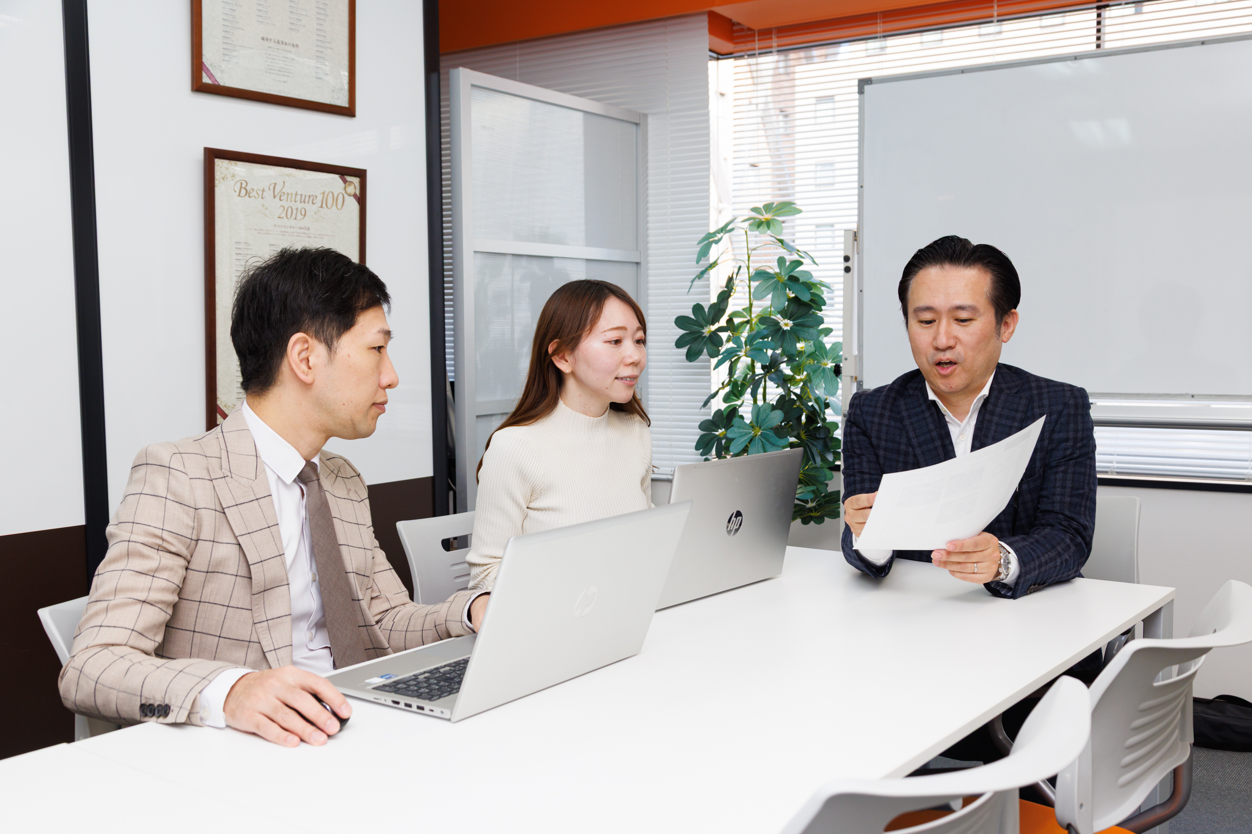 まだこれからだから、面白い。レスタンダードの経理が"会社を整える側"として担う役割