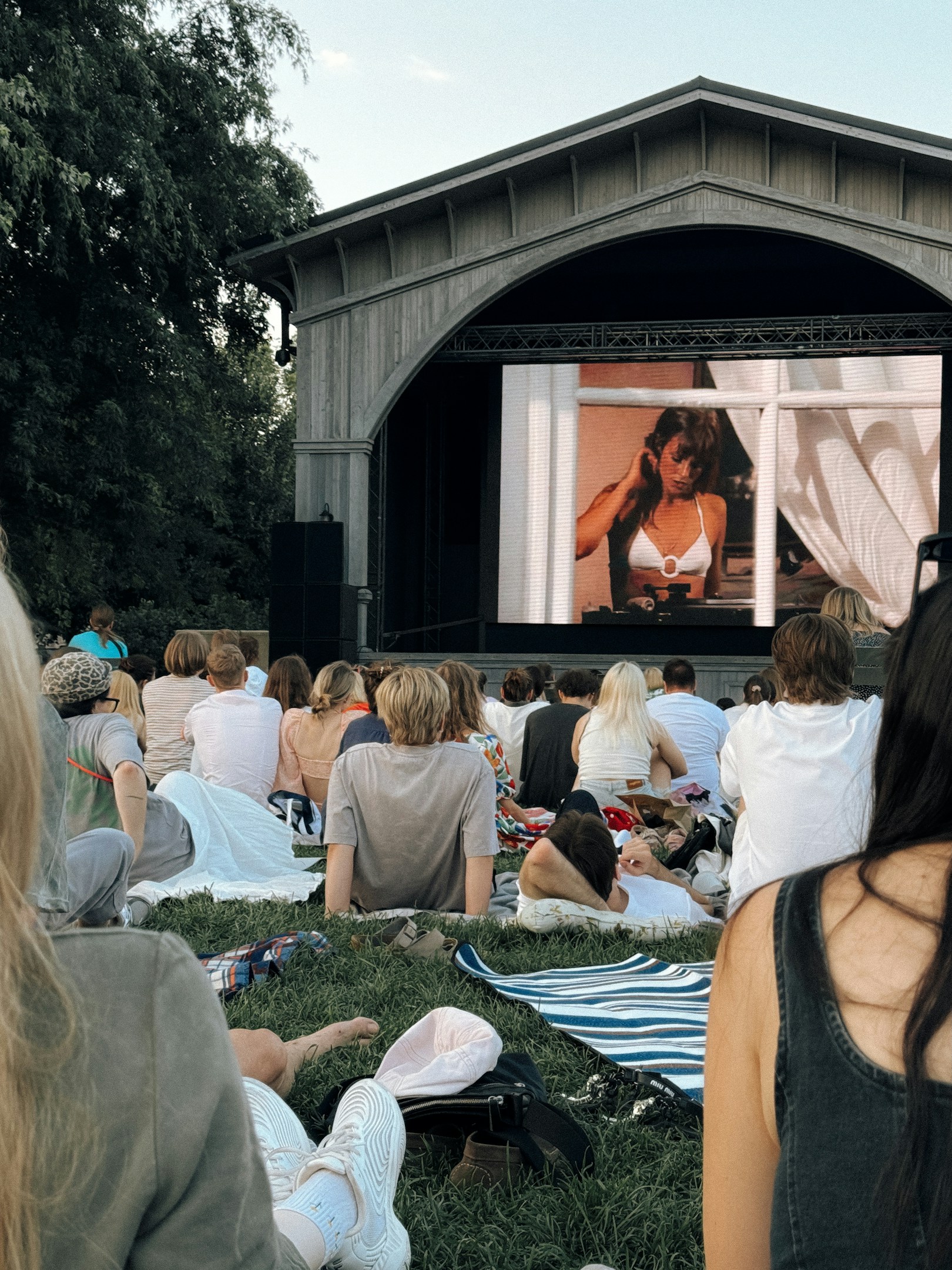 MMO開発で性能が崩れる原因は何か──アルゴリズムとデータ構造の選択が効いてくる場面