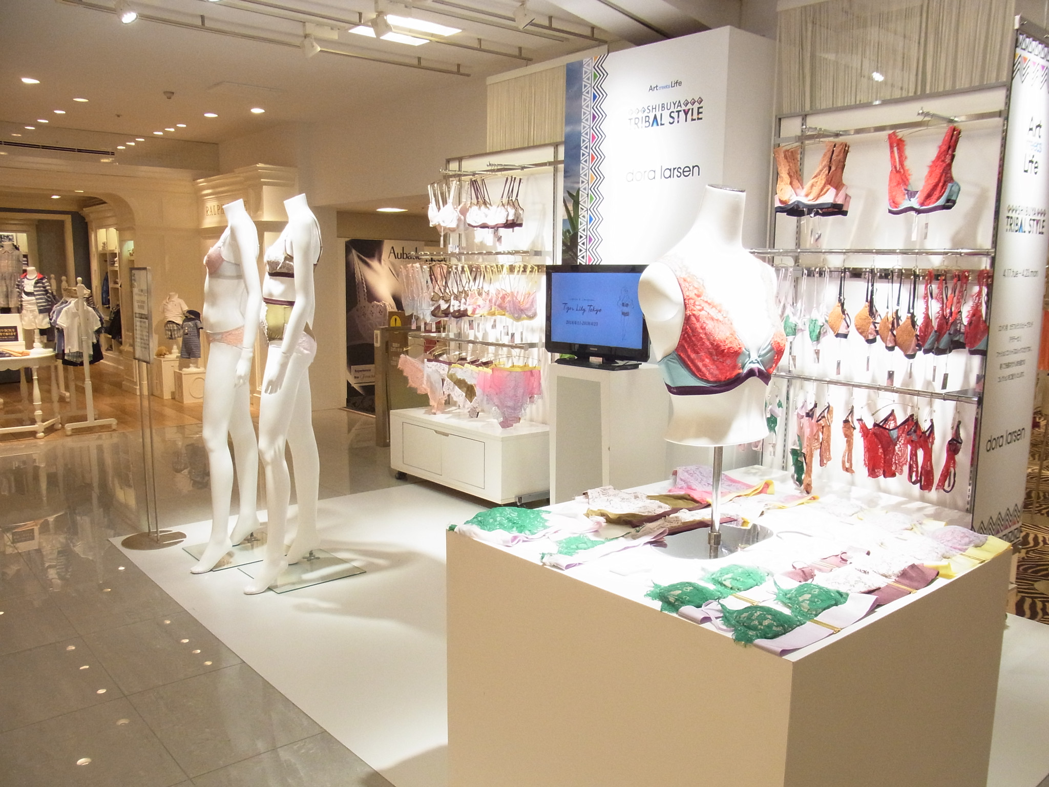 doralarsen ドララーセン 単独ポップアップショップ ＠西武渋谷店