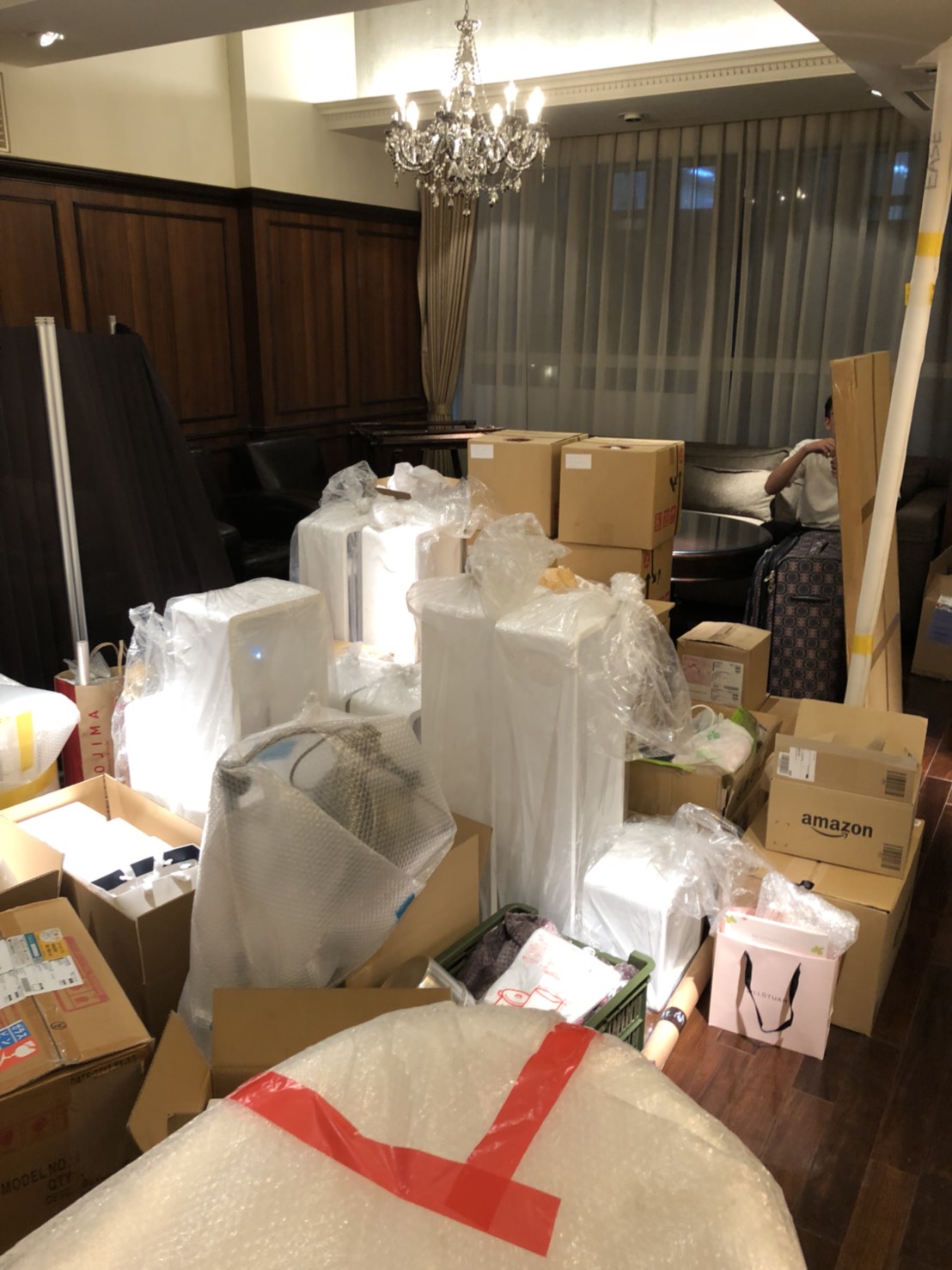 新商品のリリースパーティ準備中！