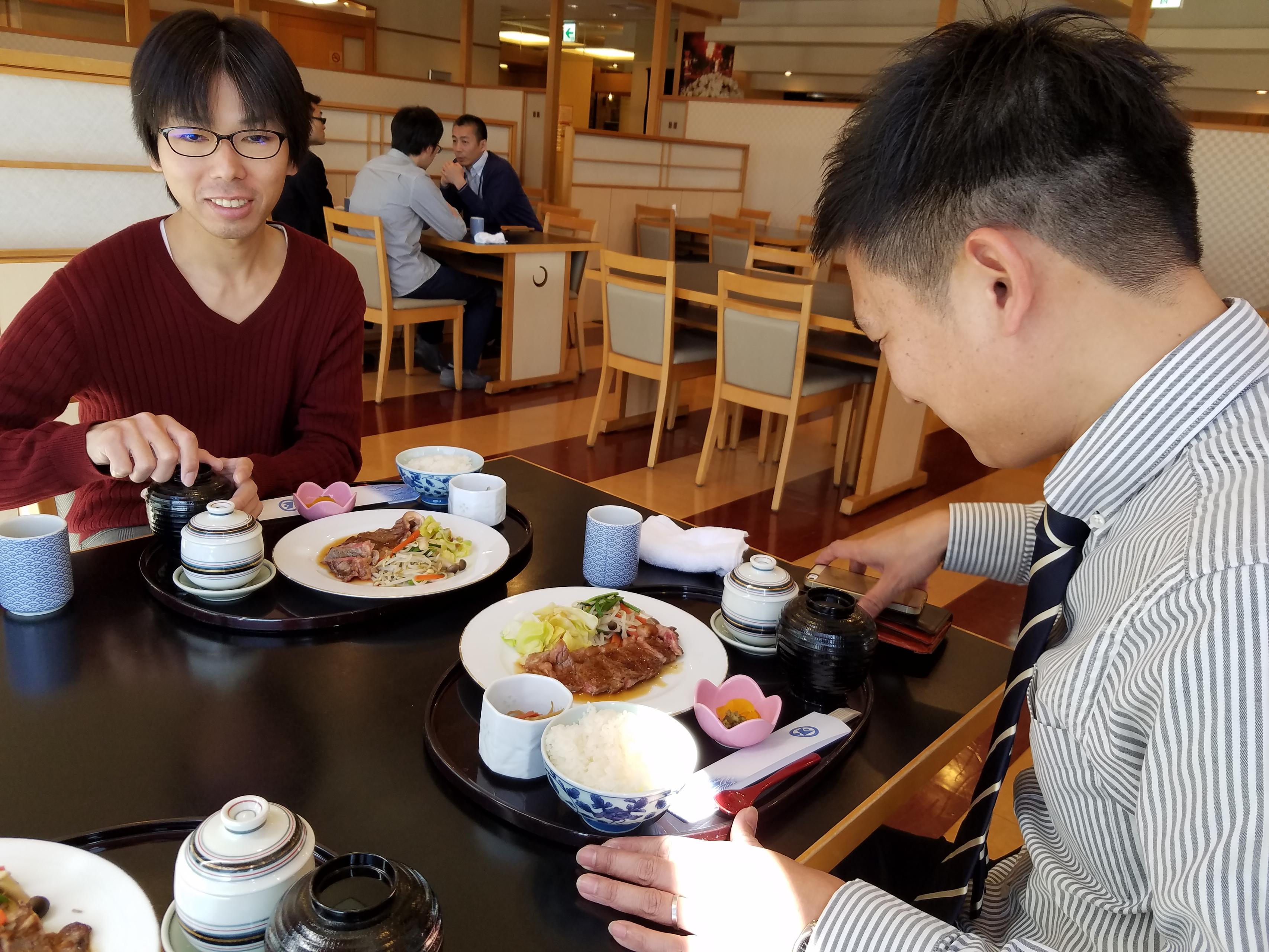 ランチご馳走します！